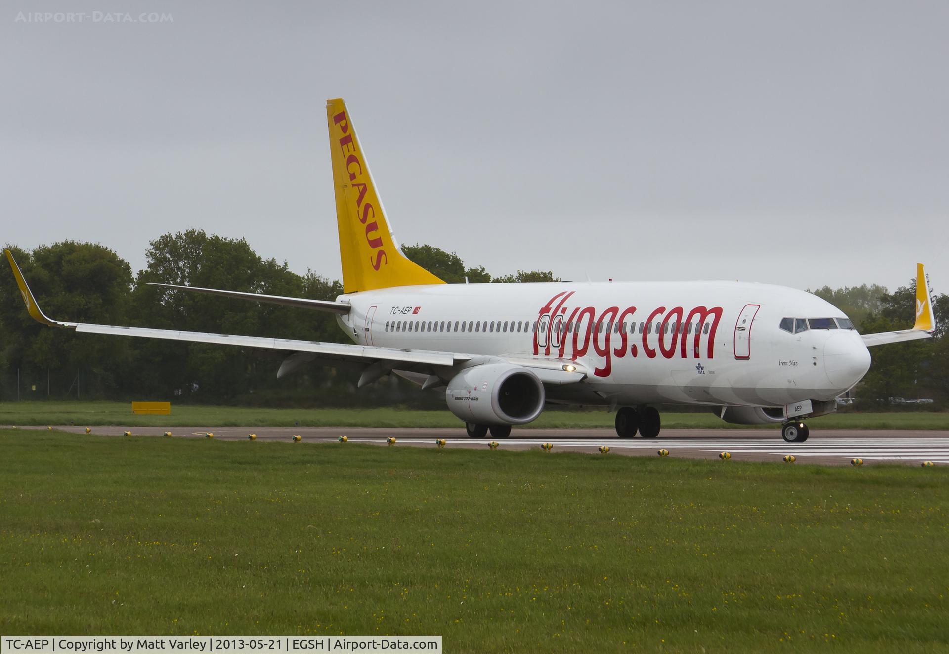 TC-AEP, 2011 Boeing 737-82R C/N 40724, Departing a gloomy NWI...