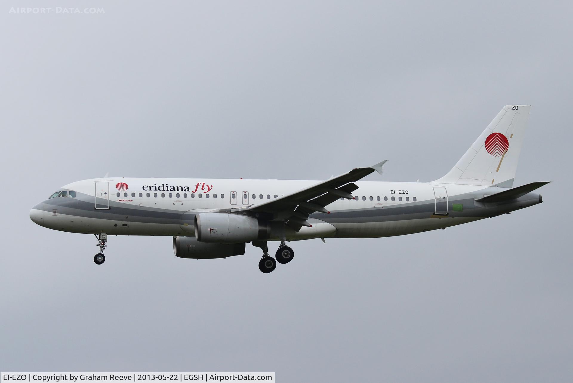 EI-EZO, 2002 Airbus A320-232 C/N 1723, About to touch down at Norwich.