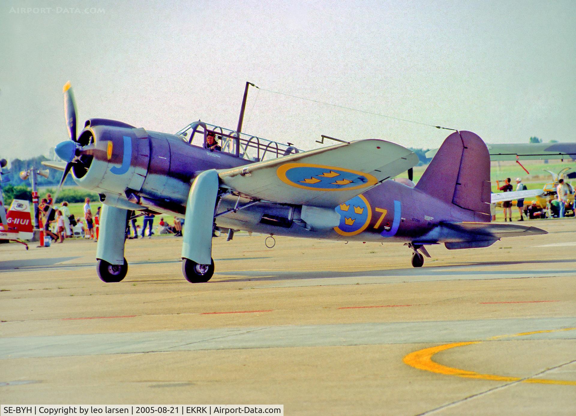 SE-BYH, 1943 Saab B17A C/N 17239, Roskilde Air Show Denmark 21.8.05