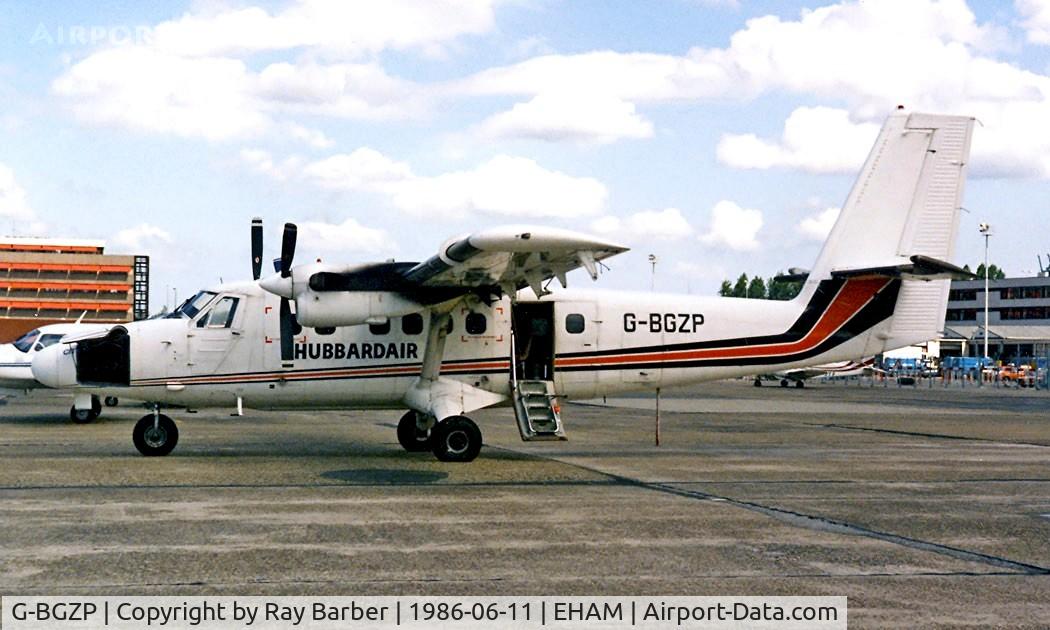 G-BGZP, 1980 De Havilland Canada DHC-6-310 Twin Otter C/N 682, De Havilland Canada DHC-6-300 Twin Otter [682] (Hubbard Air) Amsterdam-Schiphol~PH 11/06/1986. Image taken from a slide.