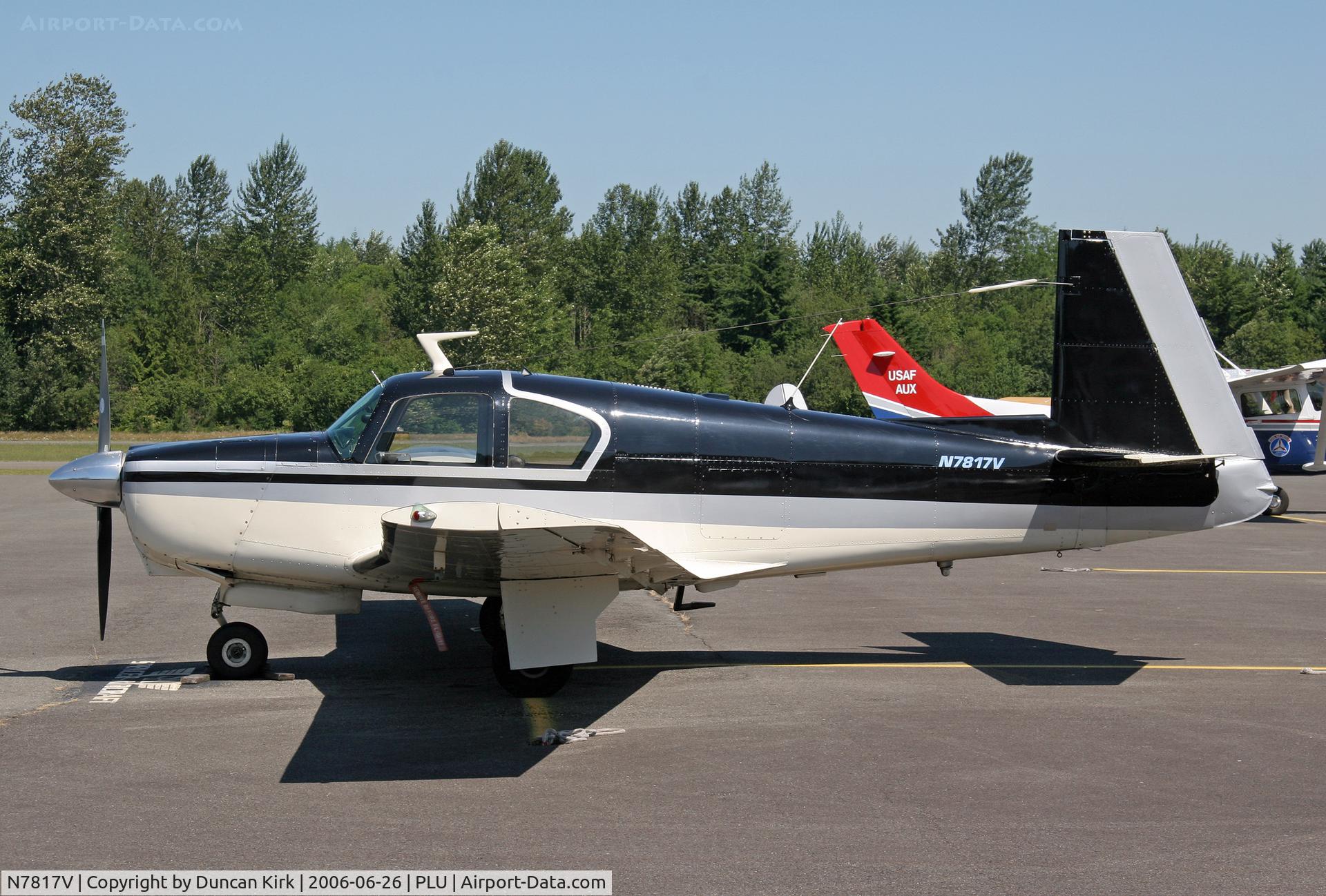 N7817V, 1964 Mooney M20C Ranger C/N 2801, Older Mooney but in tip top condition