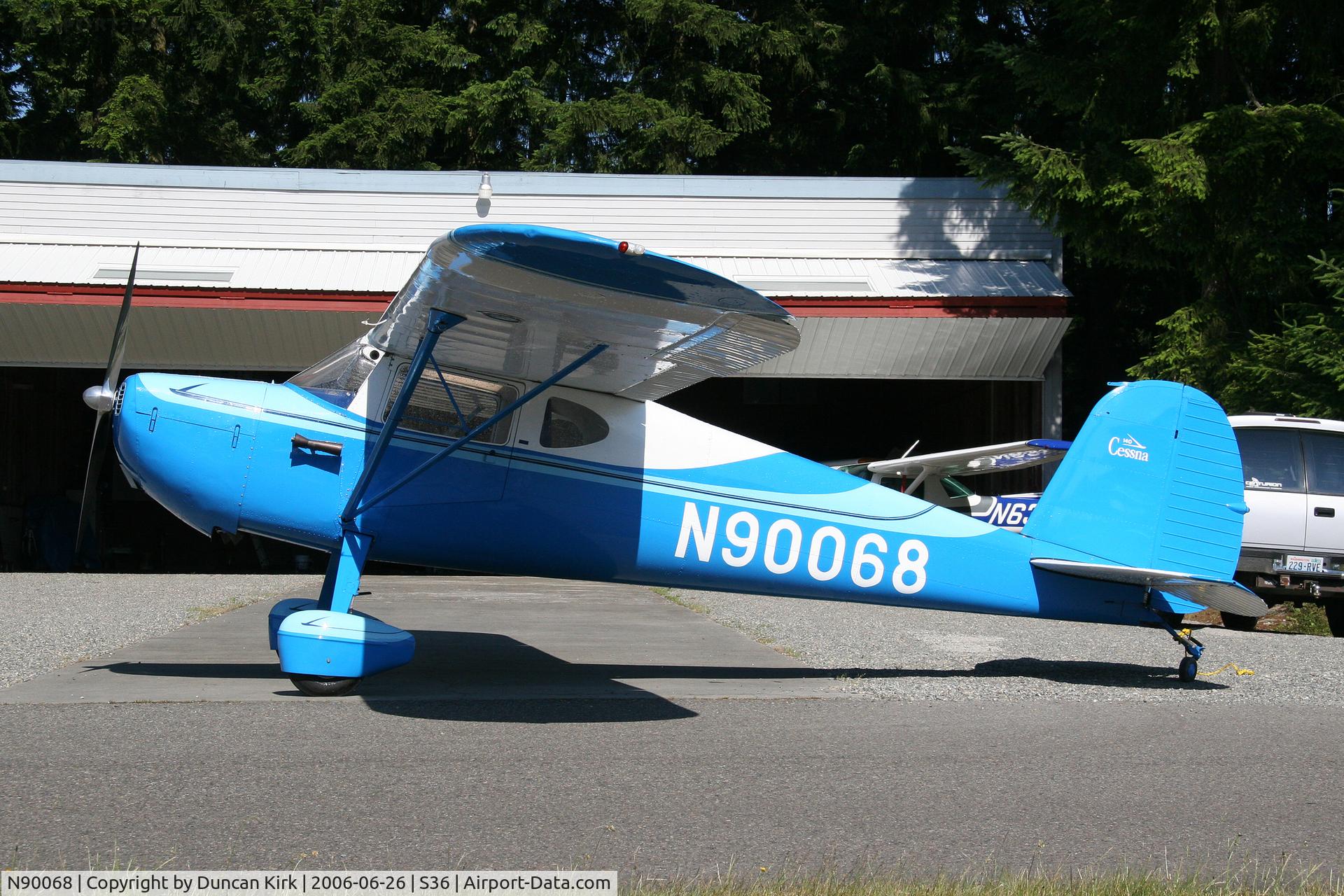 N90068, 1946 Cessna 140 C/N 9129, An immaculate Cessna 140!