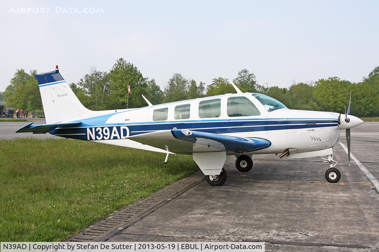 N39AD, 1972 Beech A36 Bonanza 36 C/N E316, Parked at Vliegclub Ursel.