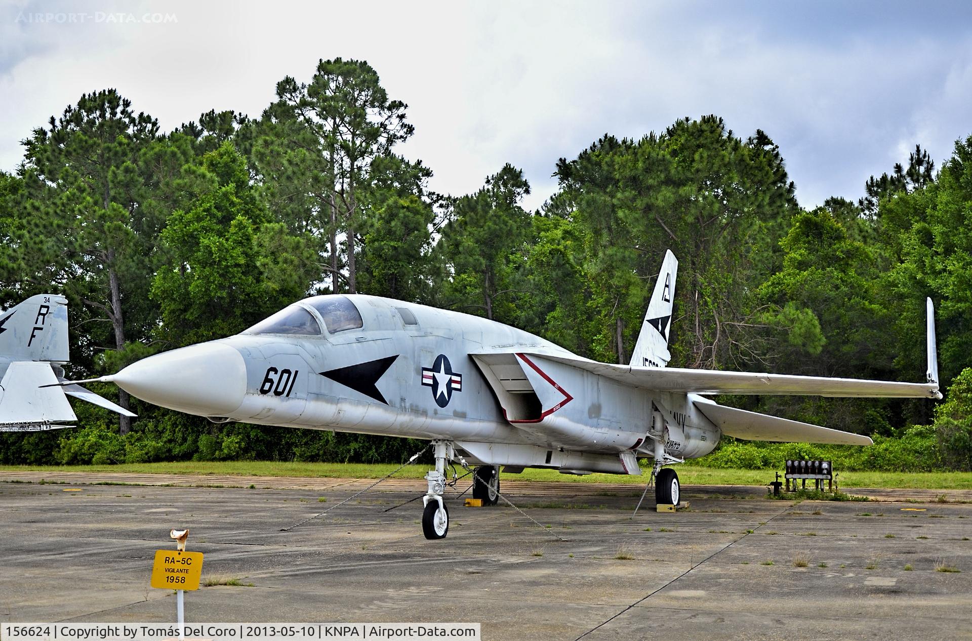 156624, 1969 North American RA-5C Vigilante C/N NR316-17, North American RA-5C Vigilante BuNo 156624

National Naval Aviation Museum
TDelCoro
May 10, 2013