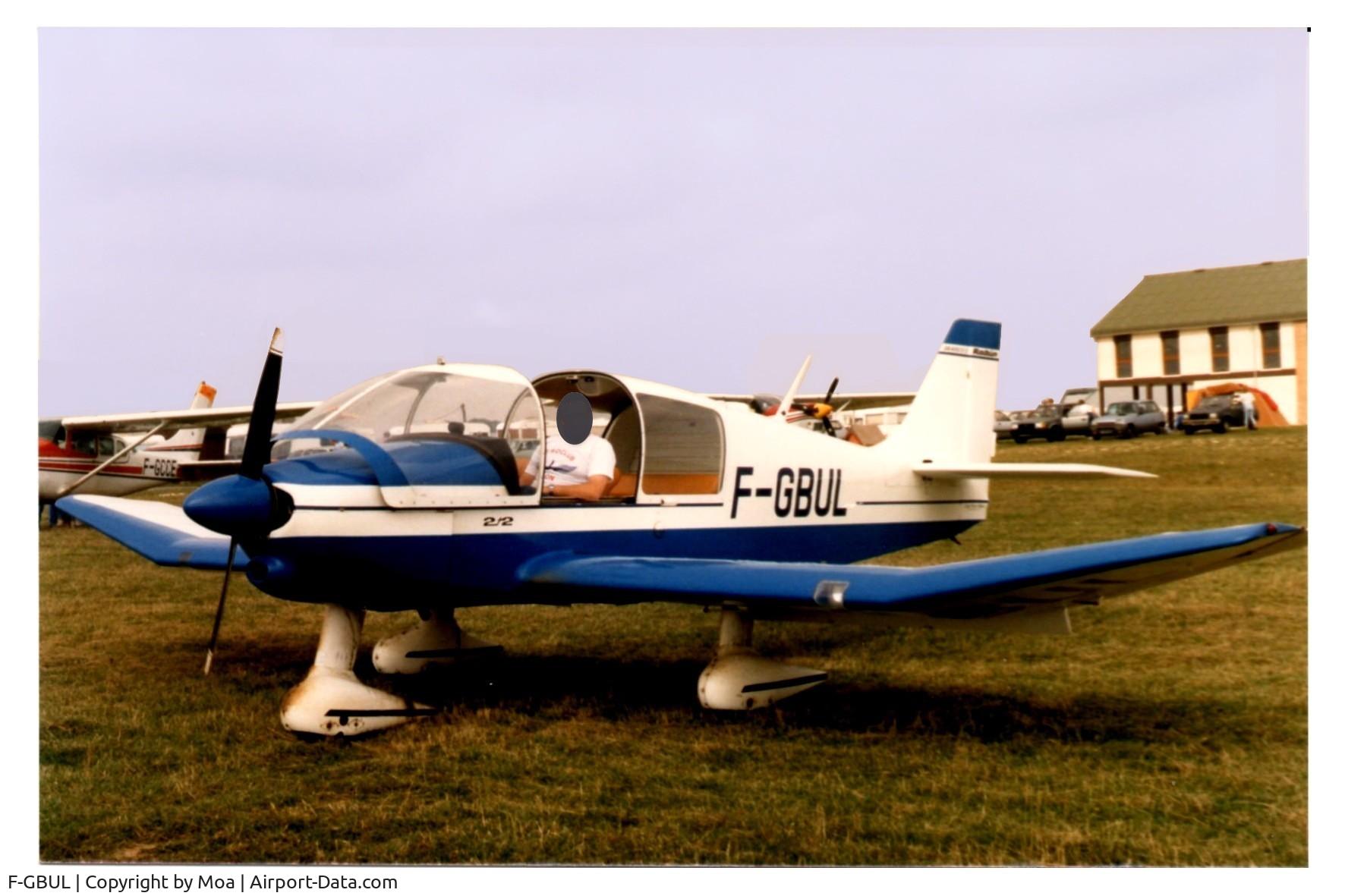 F-GBUL, Robin DR-400-120 C/N 1356, DR-400 Robin Aéroclub de Laon 1986