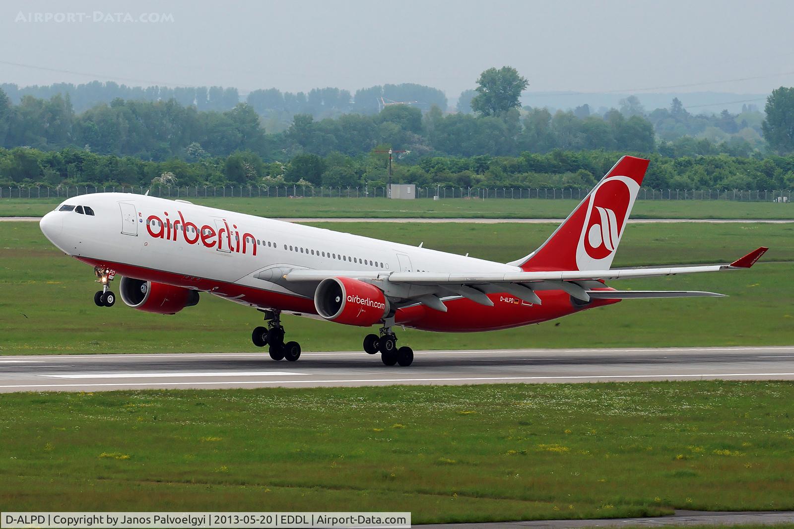 D-ALPD, 2002 Airbus A330-223 C/N 454, Air Berlin Airbus A330-223 rotate in EDDL/DUS
