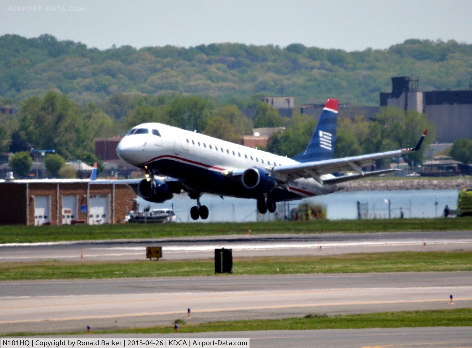 N101HQ, 2007 Embraer 175LR (ERJ-170-200LR) C/N 17000156, Approach to DCA