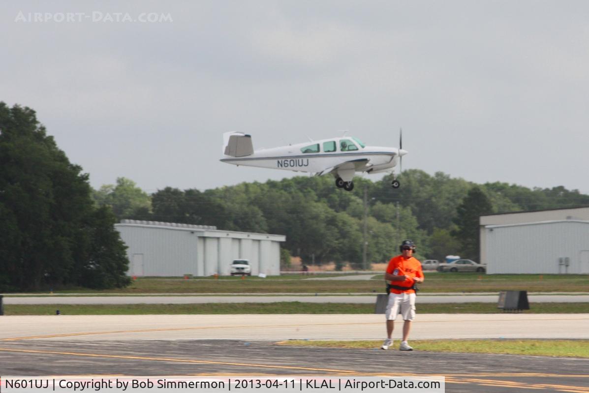 N601UJ, 1966 Beech V35 Bonanza C/N D-8117, Arriving at Sun N Fun 2013 - Lakeland, FL