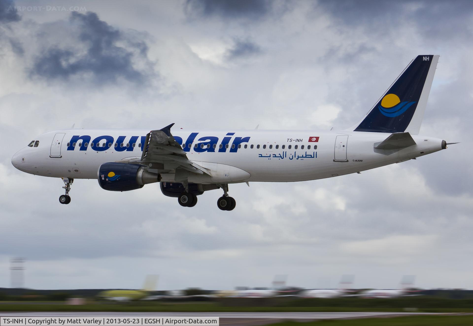 TS-INH, 2011 Airbus A320-214 C/N 4623, Arriving at a dull NWI...