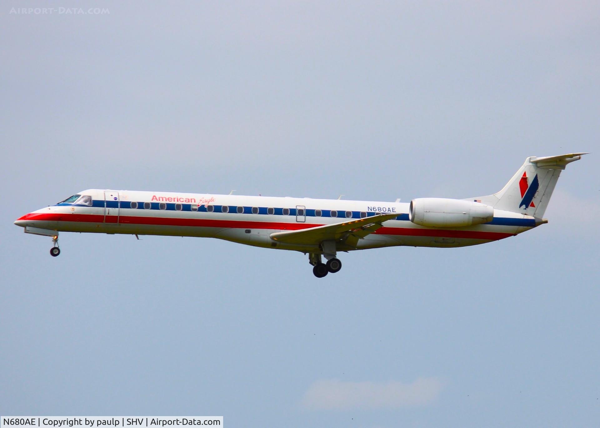 N680AE, 2004 Embraer ERJ-145LR (EMB-145LR) C/N 14500820, Landing at Shreveport Regional.