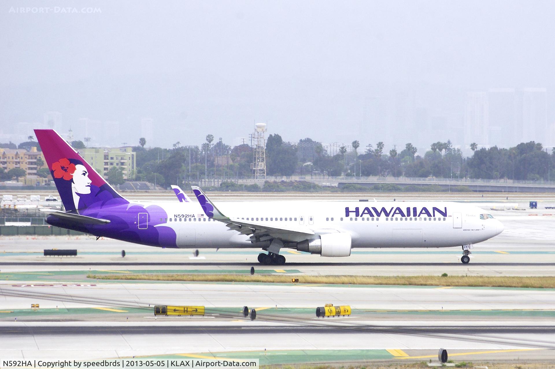 N592HA, 2002 Boeing 767-3CB C/N 33468, Hawaiian Airlines 767-300