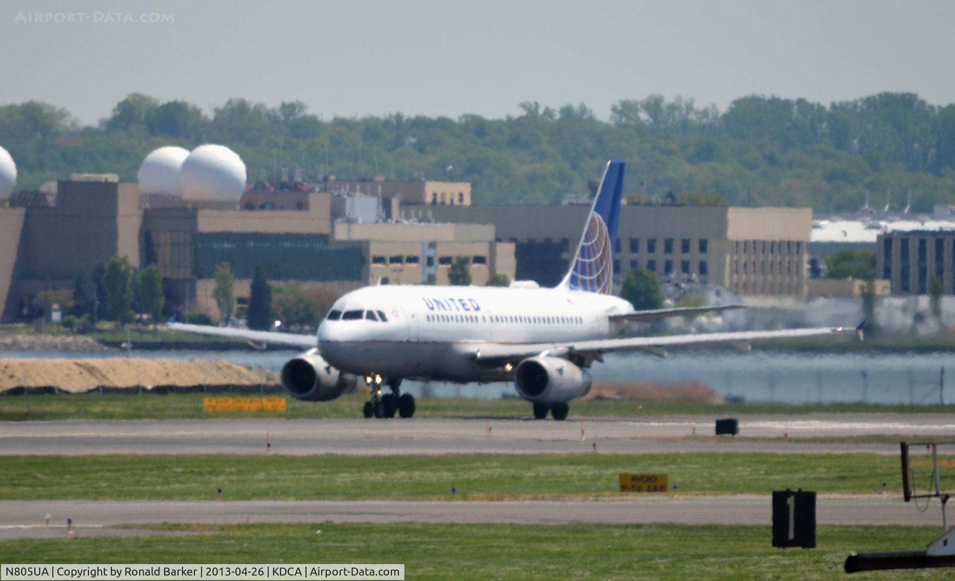 N805UA, 1998 Airbus A319-131 C/N 783, Takeoff DCA