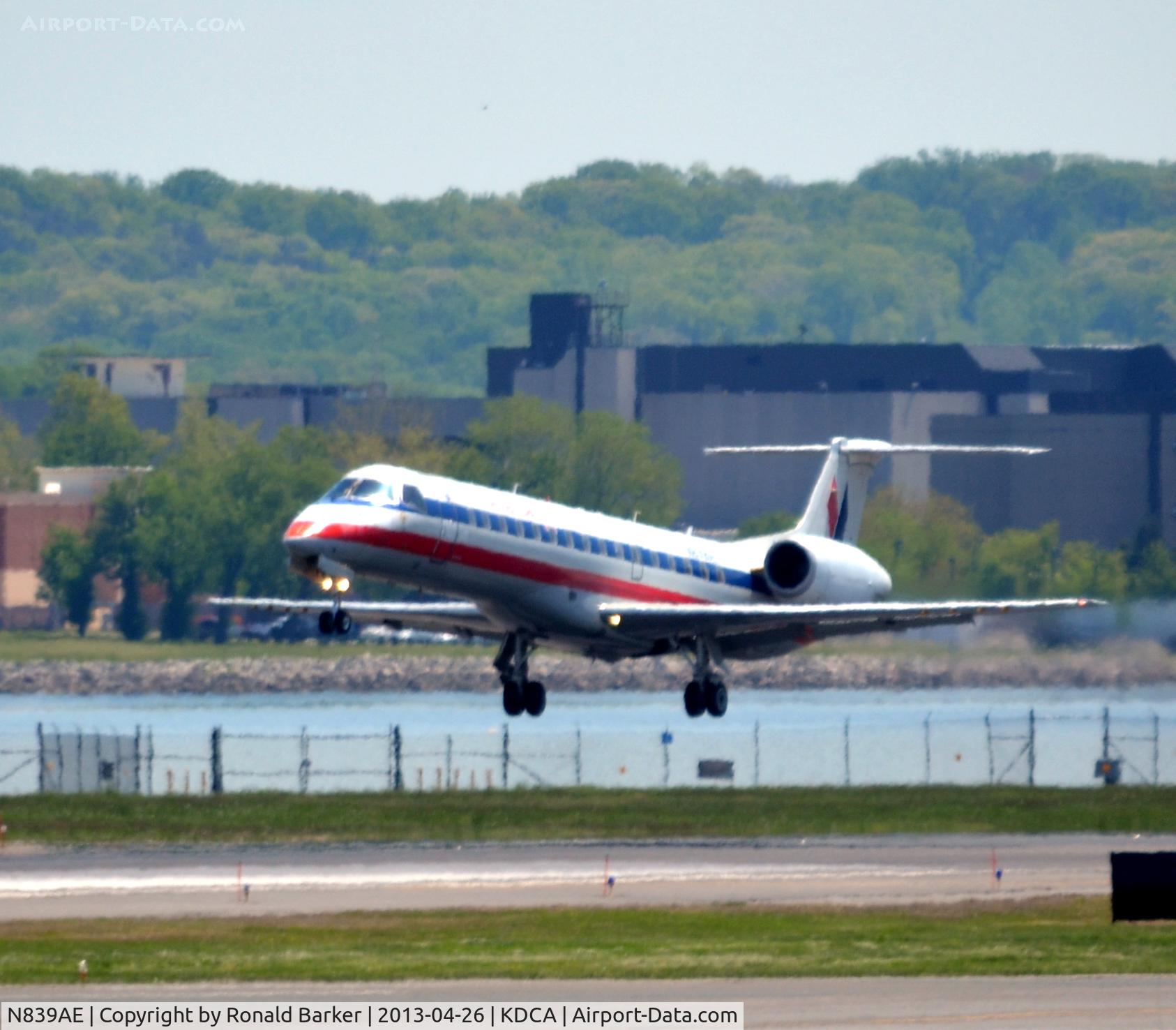 N839AE, 2002 Embraer ERJ-140LR (EMB-135KL) C/N 145653, Approach to DCA