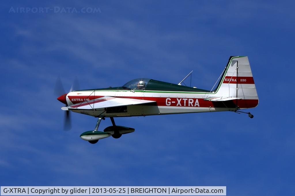 G-XTRA, 1987 Extra EA-230 C/N 12A, High speed pass