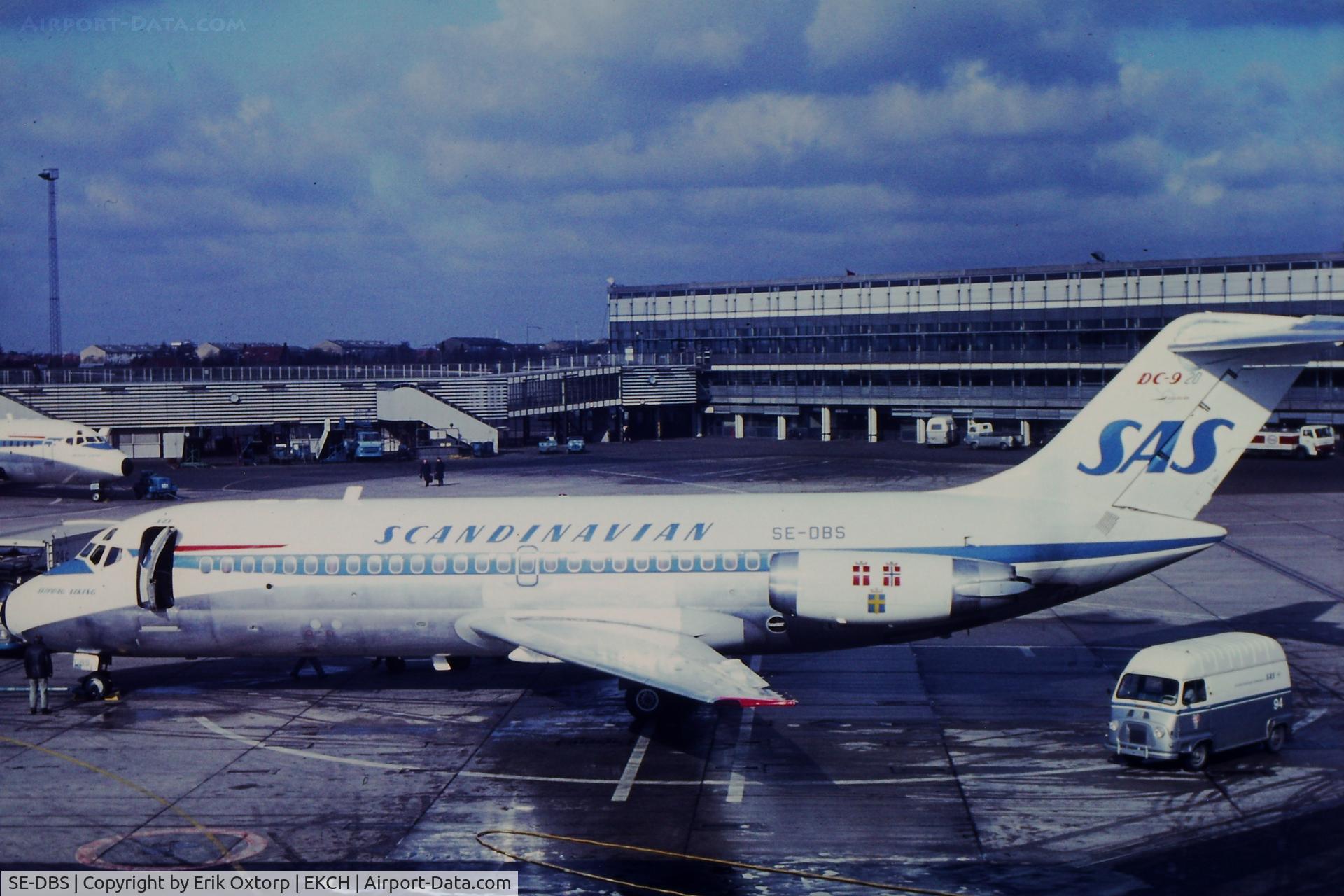 SE-DBS, 1968 Douglas DC-9-21 C/N 47303, SE-DBS at the terminal in CPH