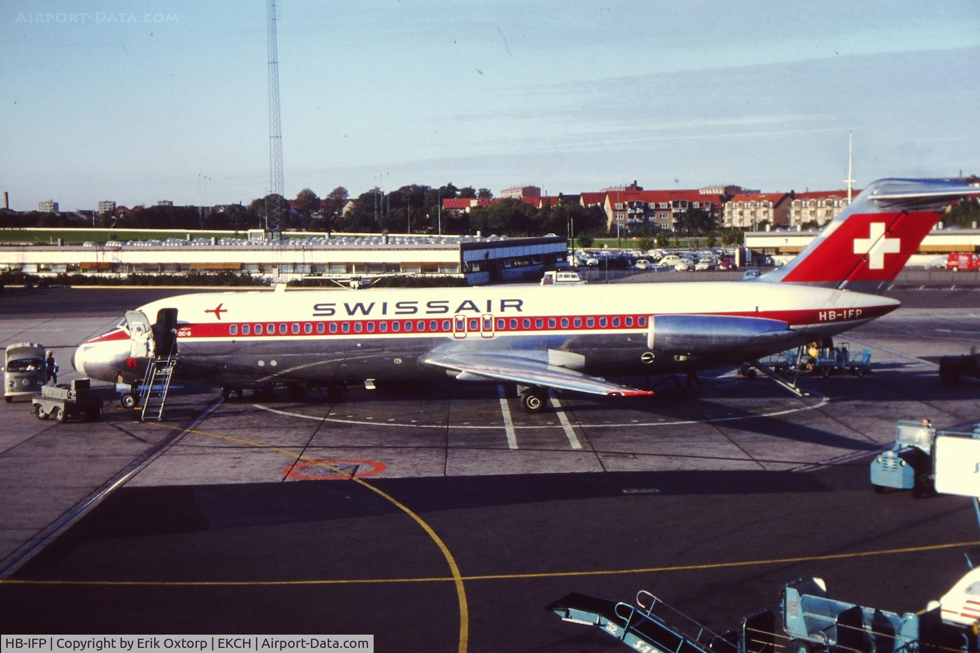 HB-IFP, 1967 Douglas DC-9-32 C/N 47111, HB-IFP at the terminal in CPH