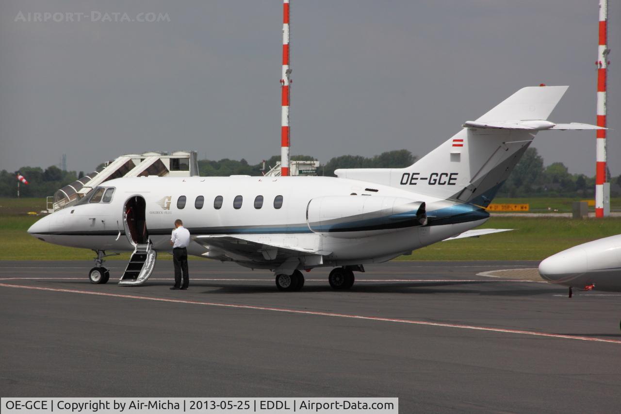 OE-GCE, 2001 Raytheon Hawker 800XP C/N 258536, Golddeck Flug