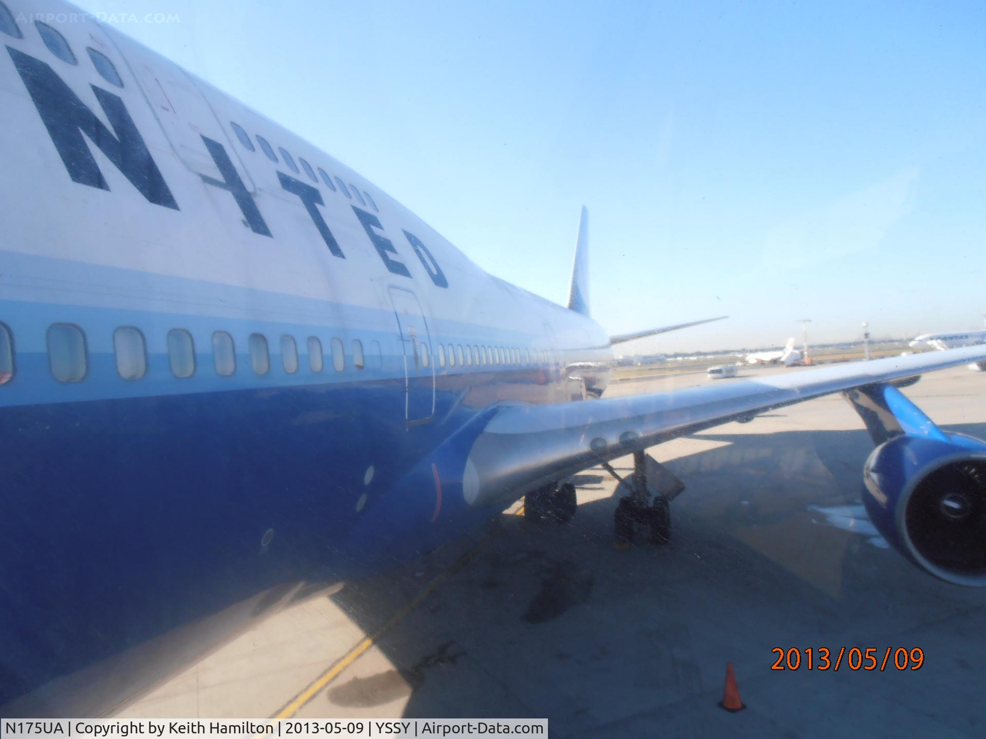 N175UA, 1990 Boeing 747-422 C/N 24382, Taken from the boarding staircase just before going in