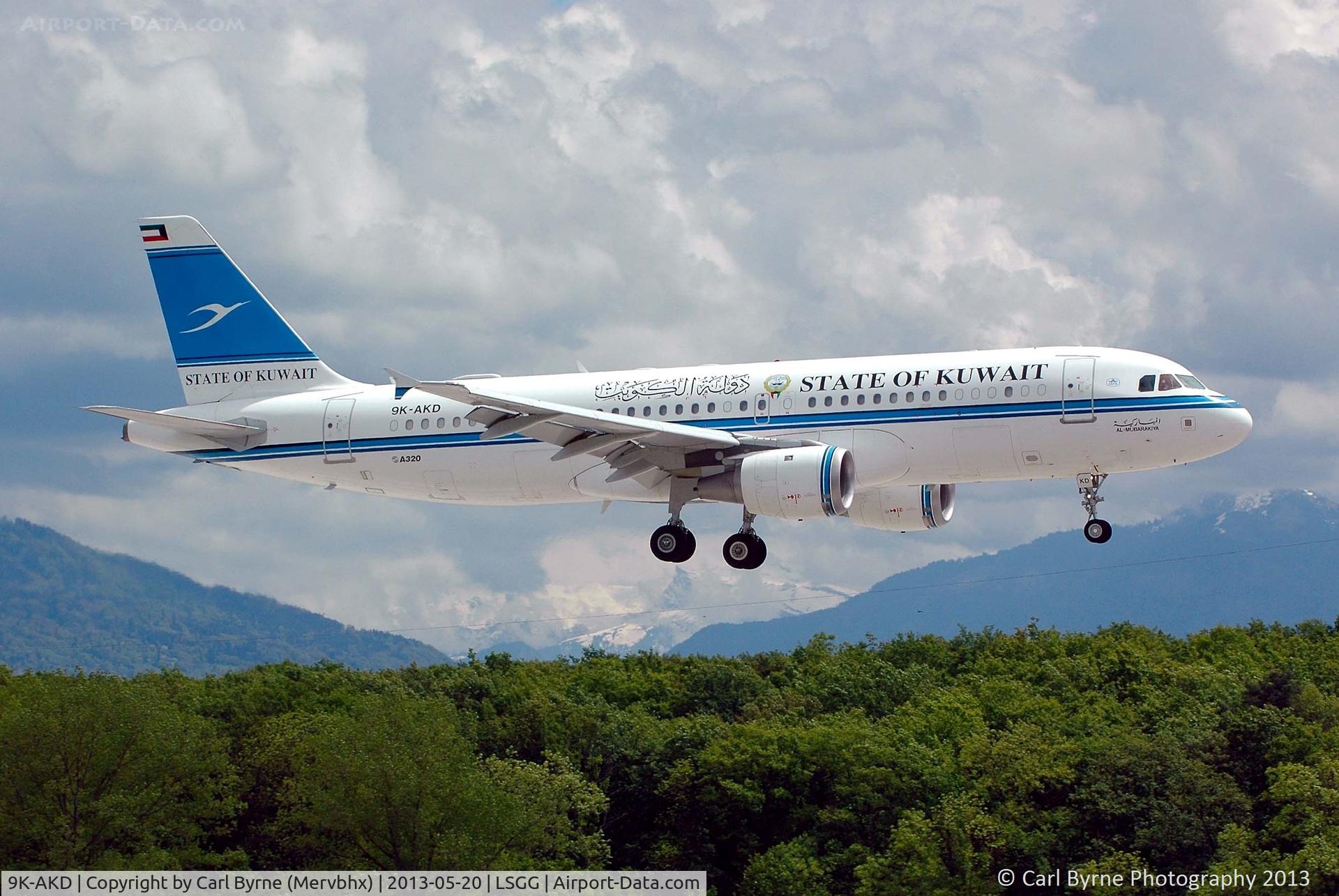 9K-AKD, 2003 Airbus A320-212 C/N 2046, Taken from the park at the 05 threshold.