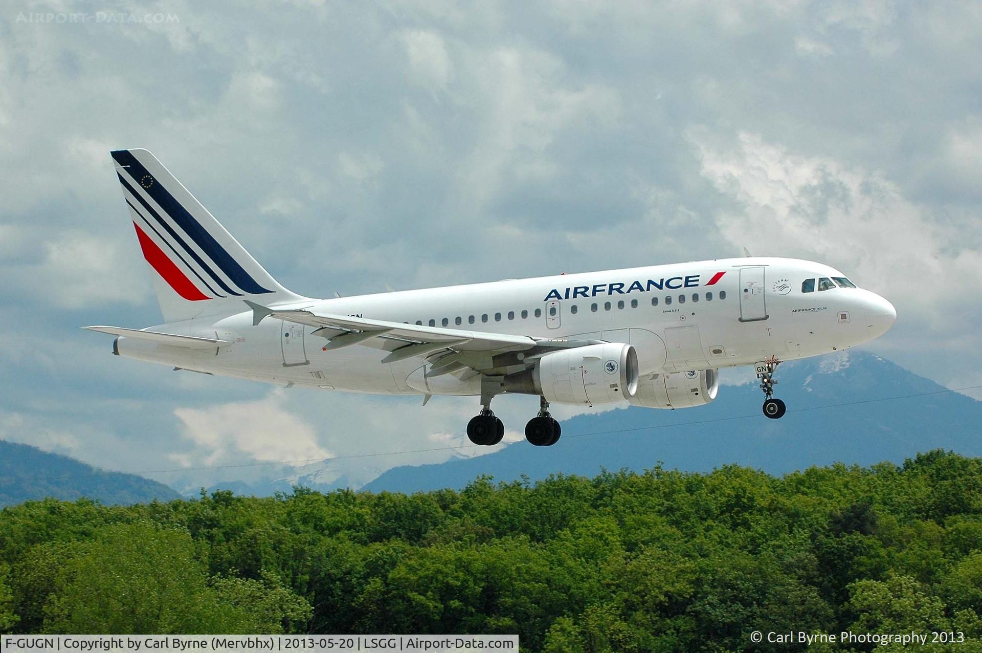 F-GUGN, 2006 Airbus A318-111 C/N 2918, Taken from the park at the 05 threshold.