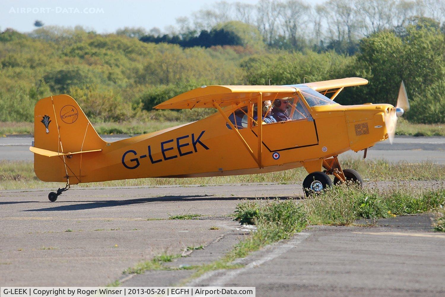 G-LEEK, 2010 Reality Escapade C/N LAA345-14843, Visiting Escapade.