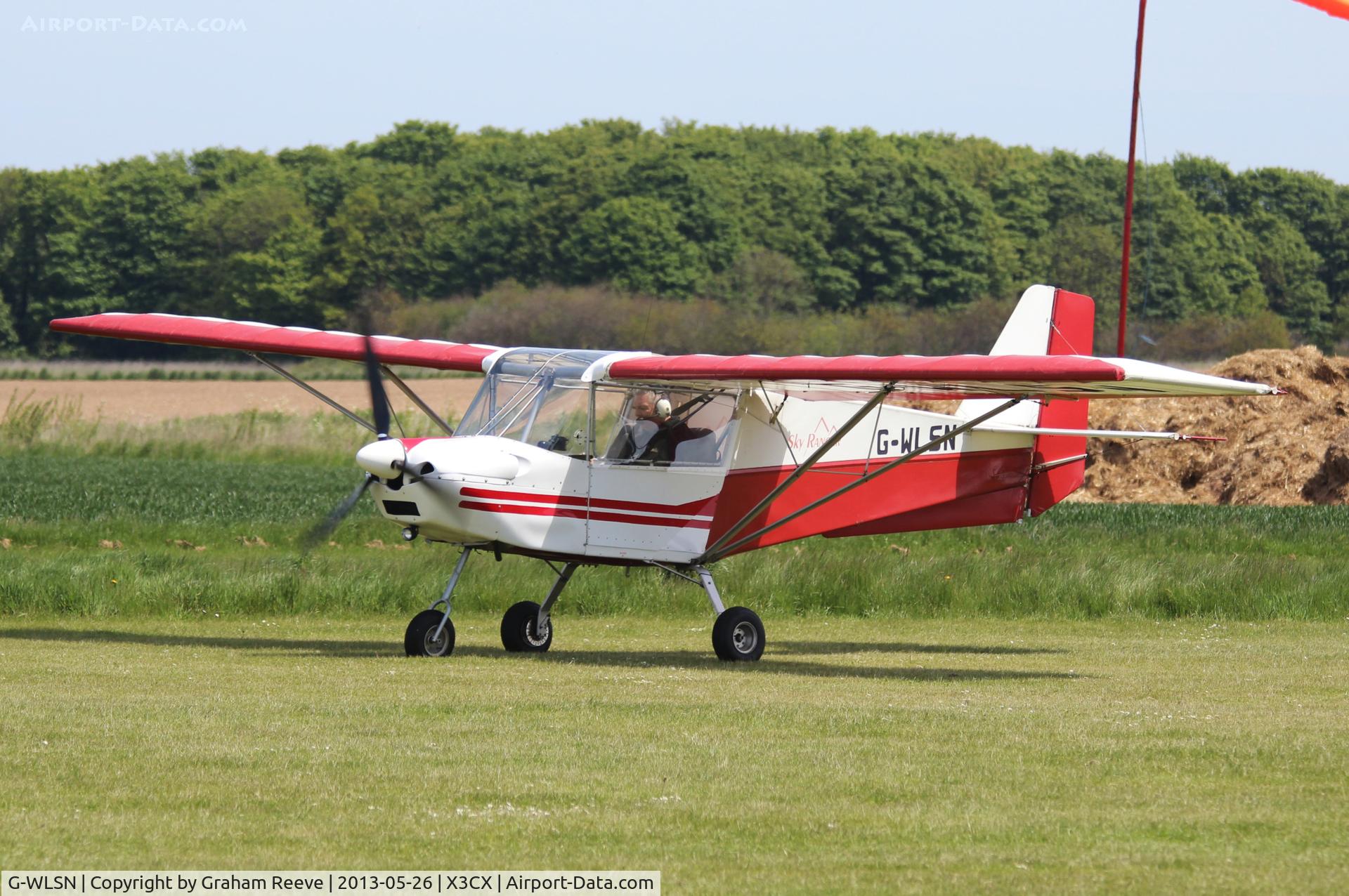 G-WLSN, 2005 Skyranger 912S(1) C/N BMAA/HB/474, About to depart.