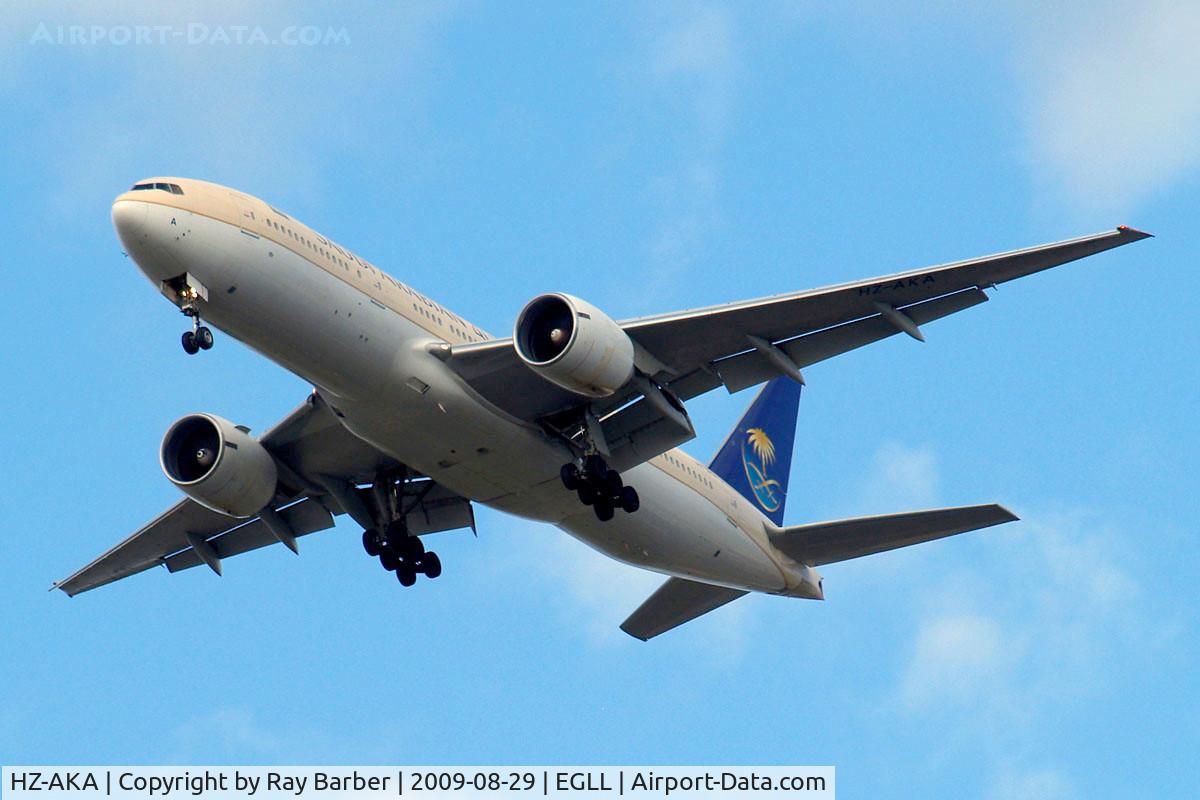 HZ-AKA, 1997 Boeing 777-268/ER C/N 28344, Boeing 777-268ER [28344] (Saudi Arabian Airlines) Home~G 29/08/2009