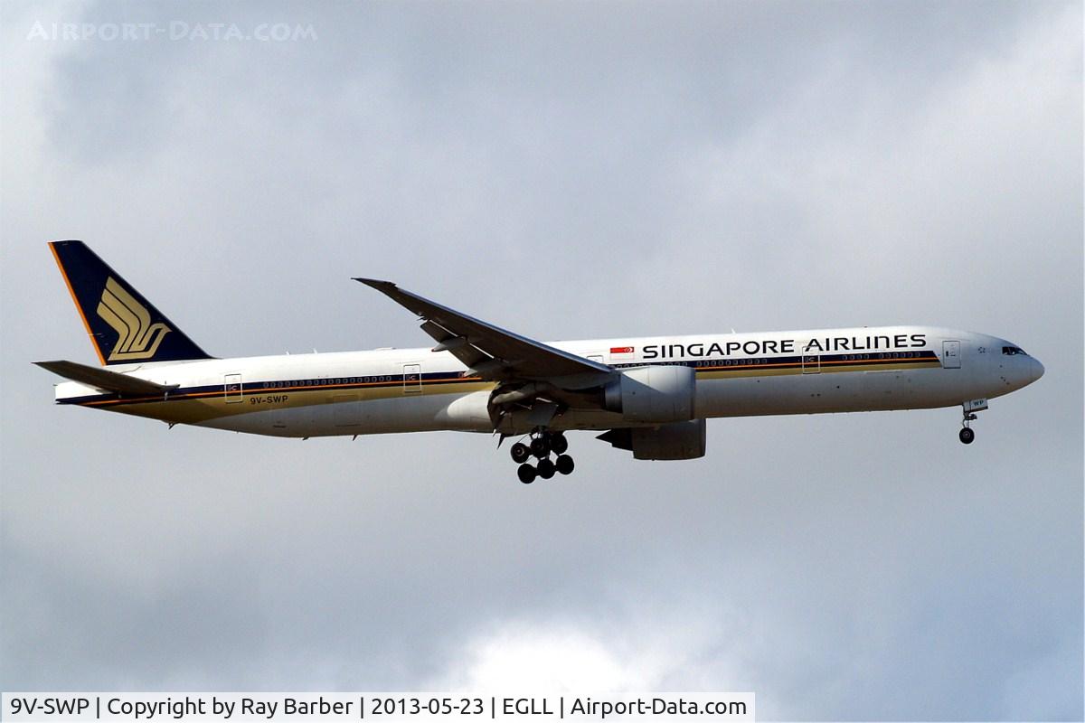 9V-SWP, 2008 Boeing 777-312/ER C/N 34581, Boeing 777-312ER [34581] (Singapore Airlines) Home~G 23/05/2013