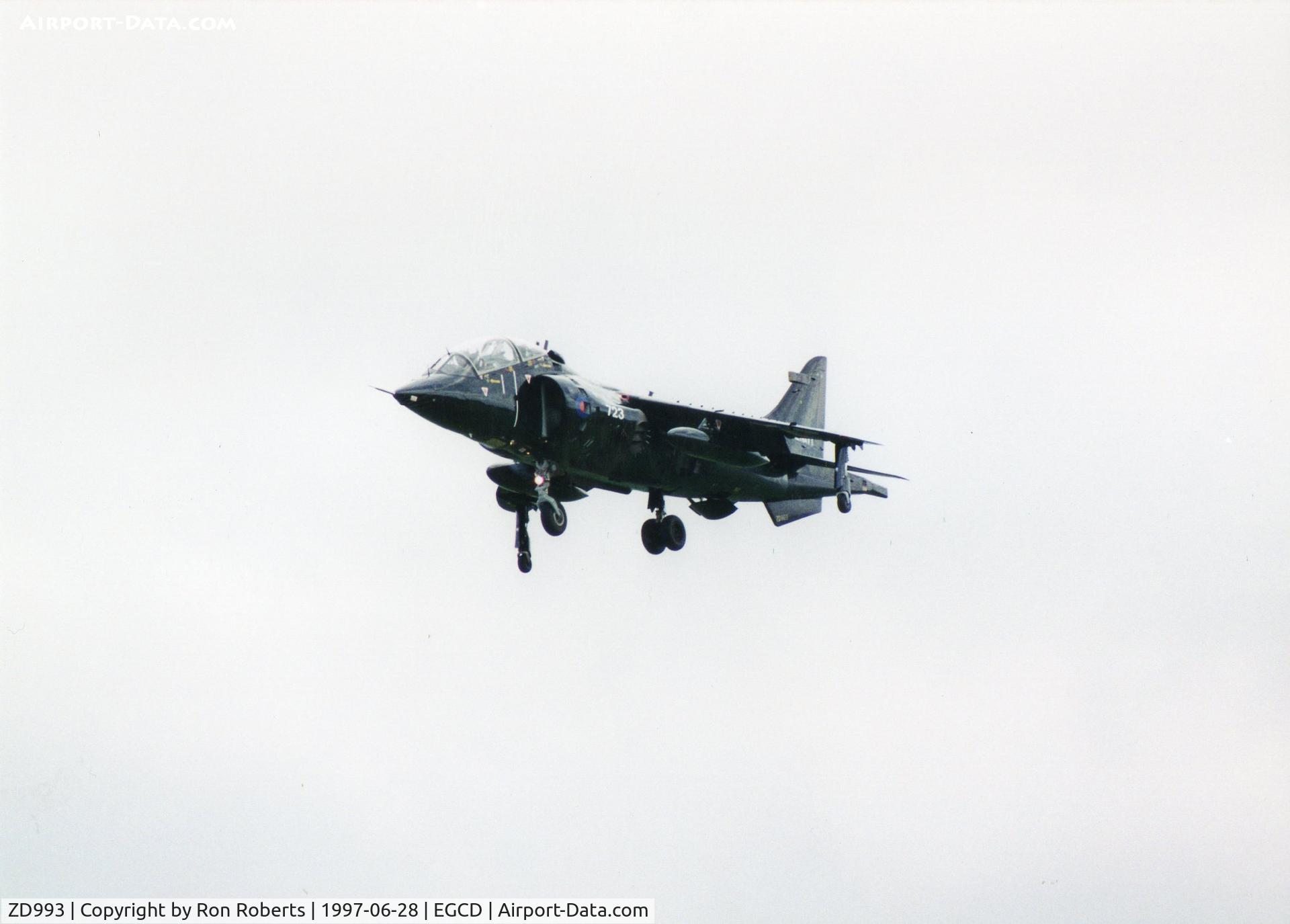 ZD993, 1994 British Aerospace Harrier T.8 C/N 212046, Woodford Airshow