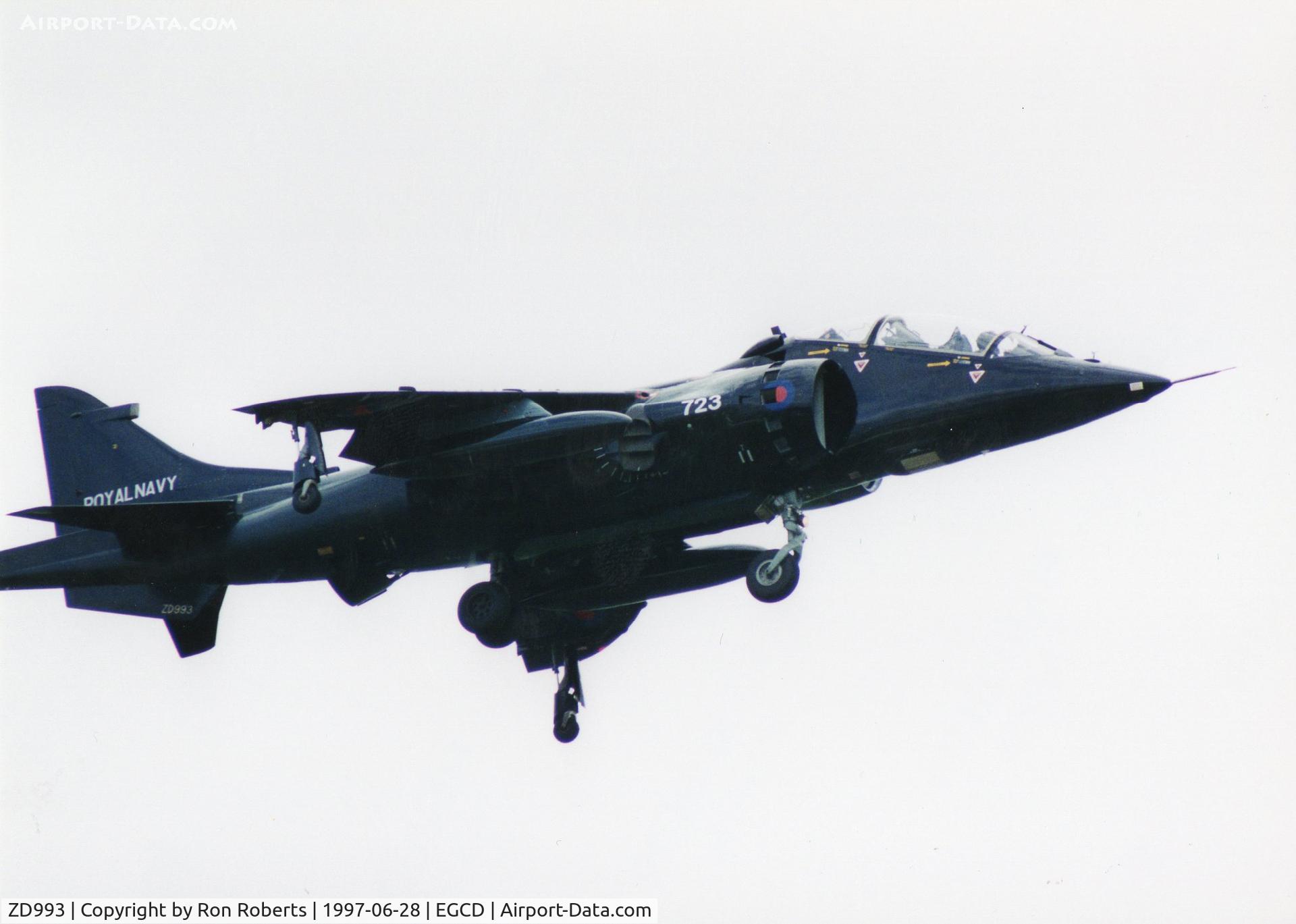 ZD993, 1994 British Aerospace Harrier T.8 C/N 212046, Woodford Airshow