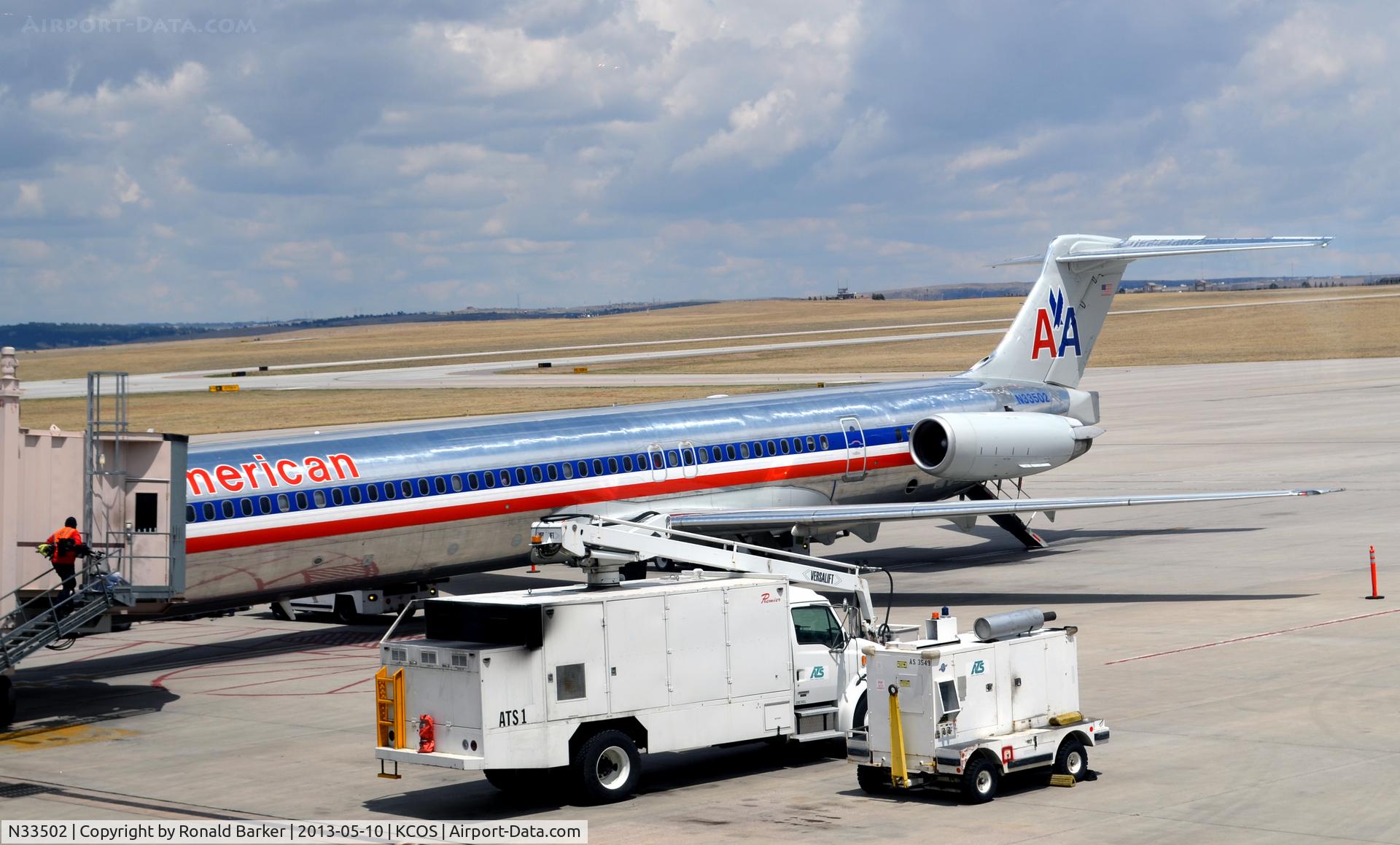 N33502, 1989 McDonnell Douglas MD-82 (DC-9-82) C/N 49739, The Springs
