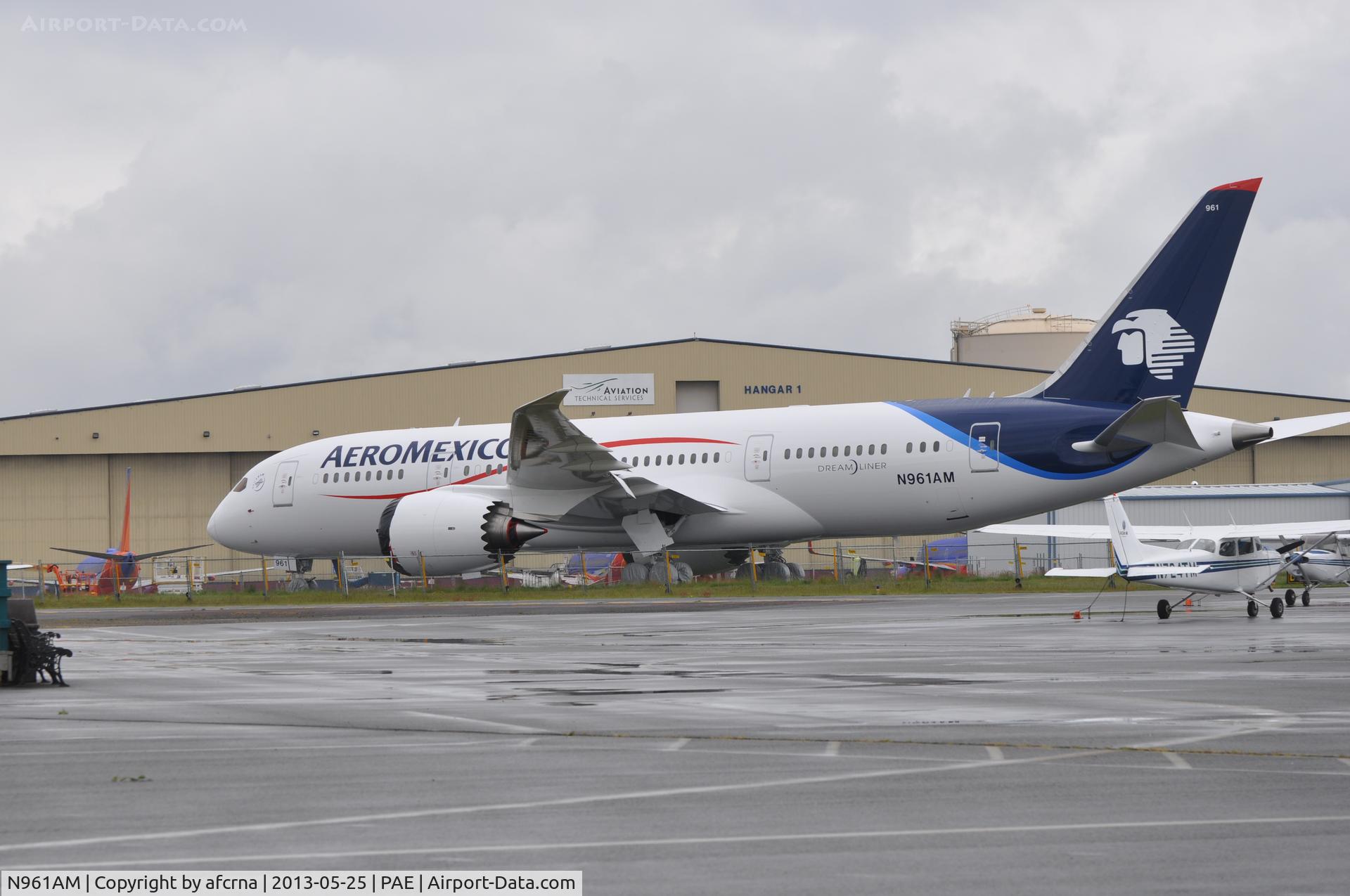 N961AM, 2013 Boeing 787-8 Dreamliner C/N 35306, Parked at PAE, pre-delivery