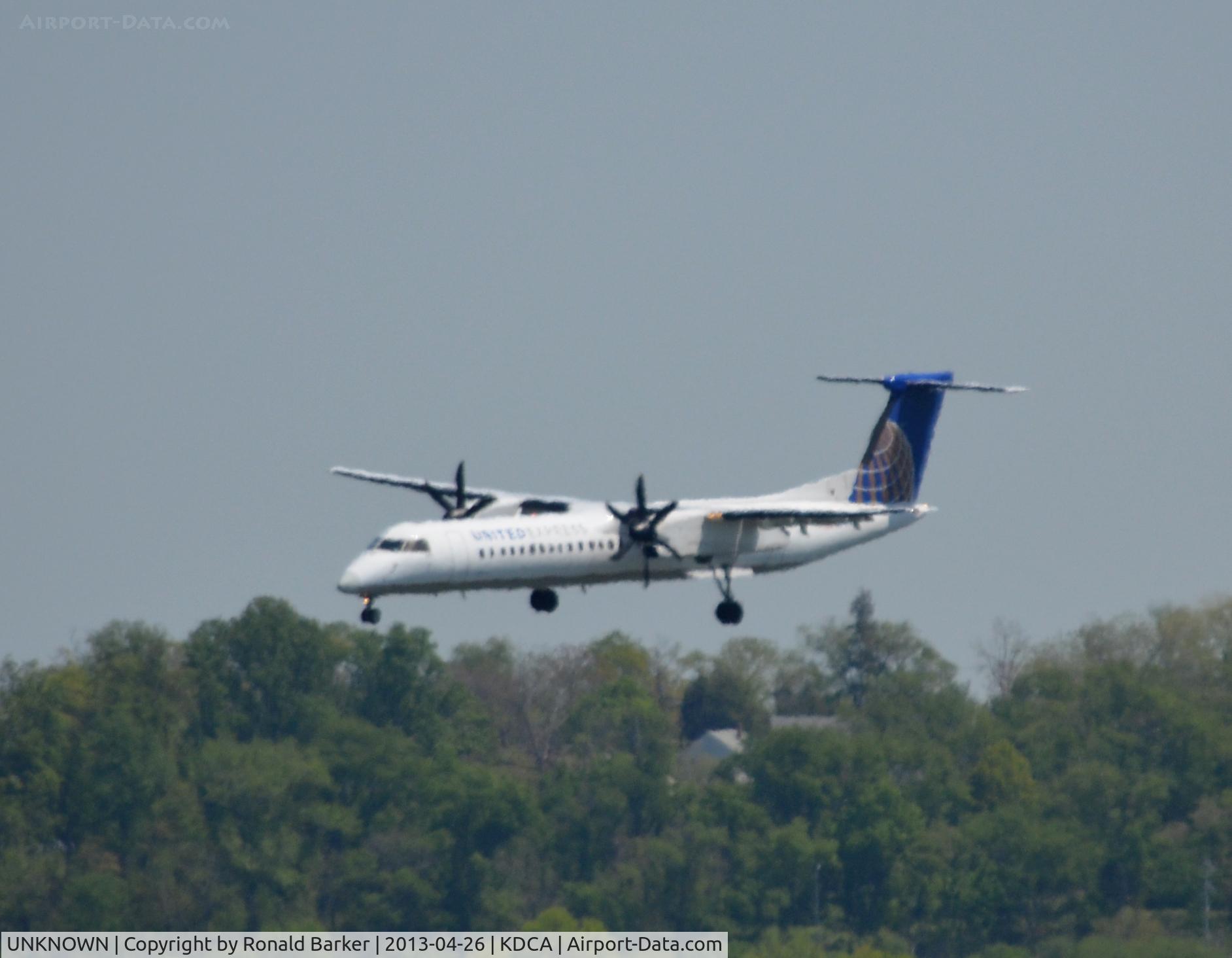 UNKNOWN, Airliners Various C/N Unknown, United Dash 8 approaching DCA