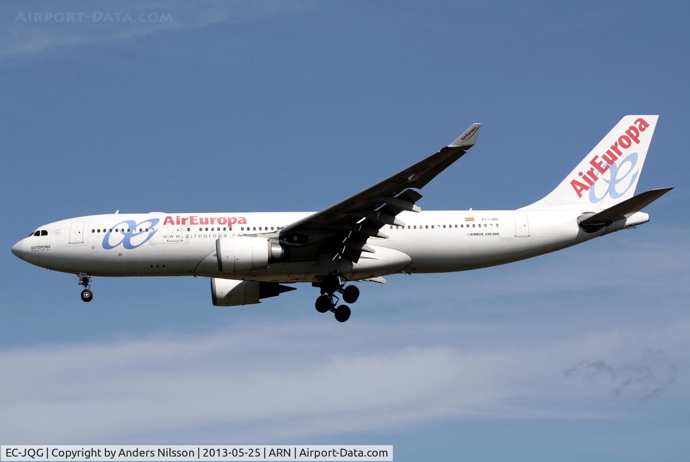 EC-JQG, 2006 Airbus A330-202 C/N 745, On final for 01L.