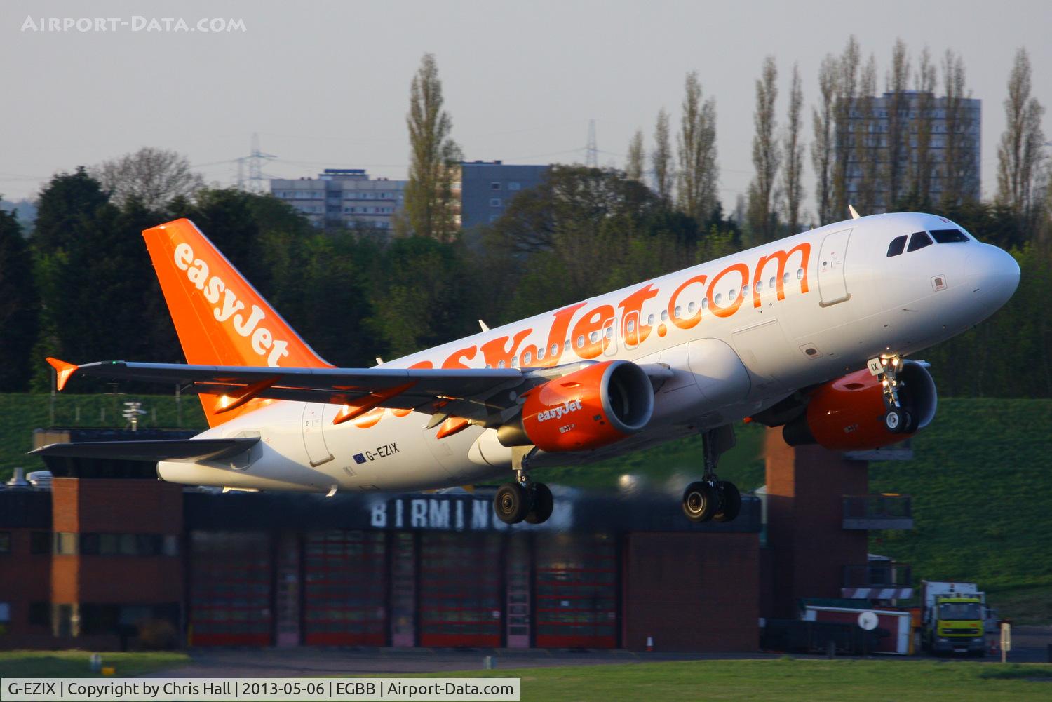 G-EZIX, 2005 Airbus A319-111 C/N 2605, easyJet