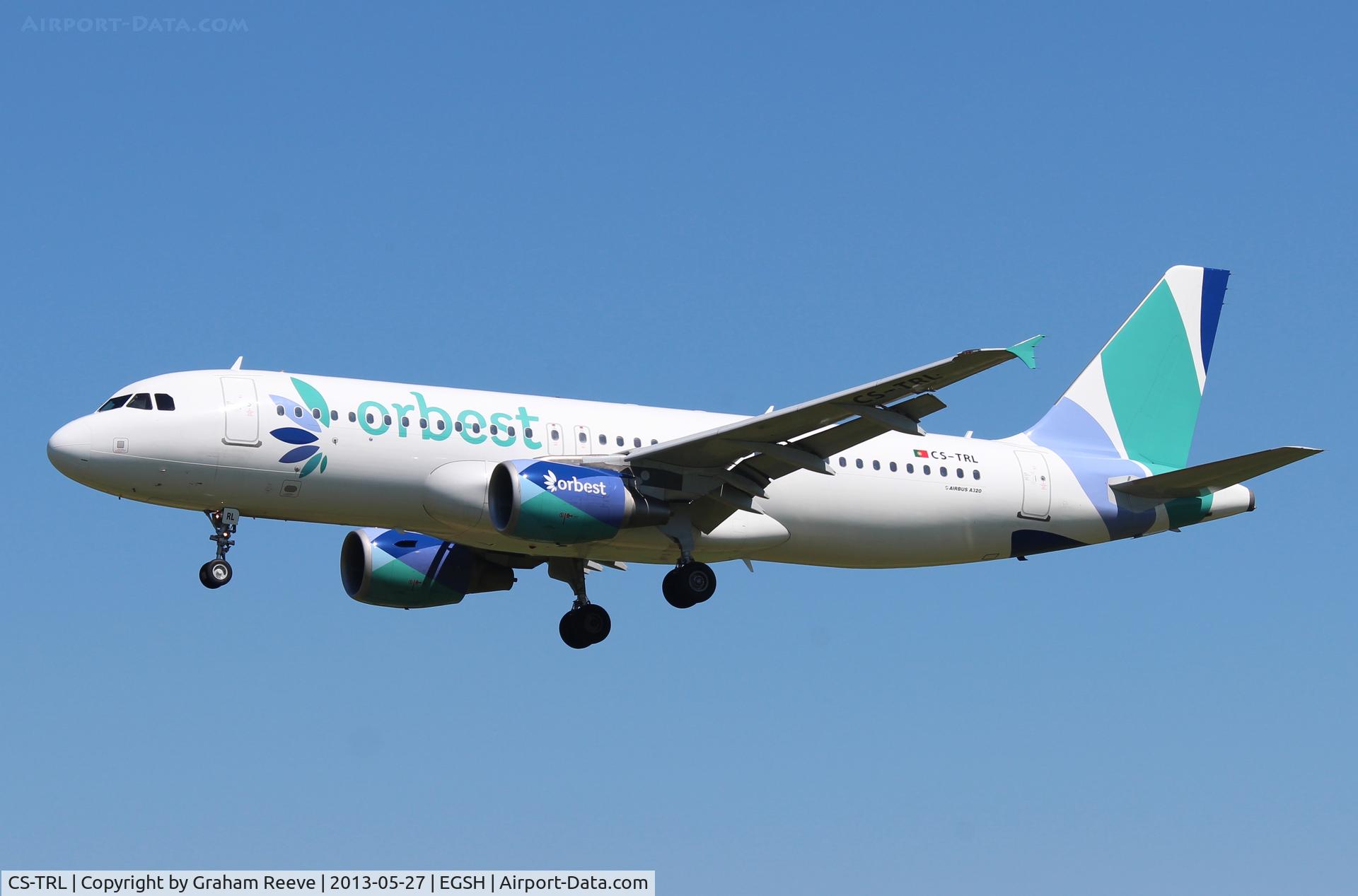 CS-TRL, 2008 Airbus A320-214 C/N 3758, About to touch down.