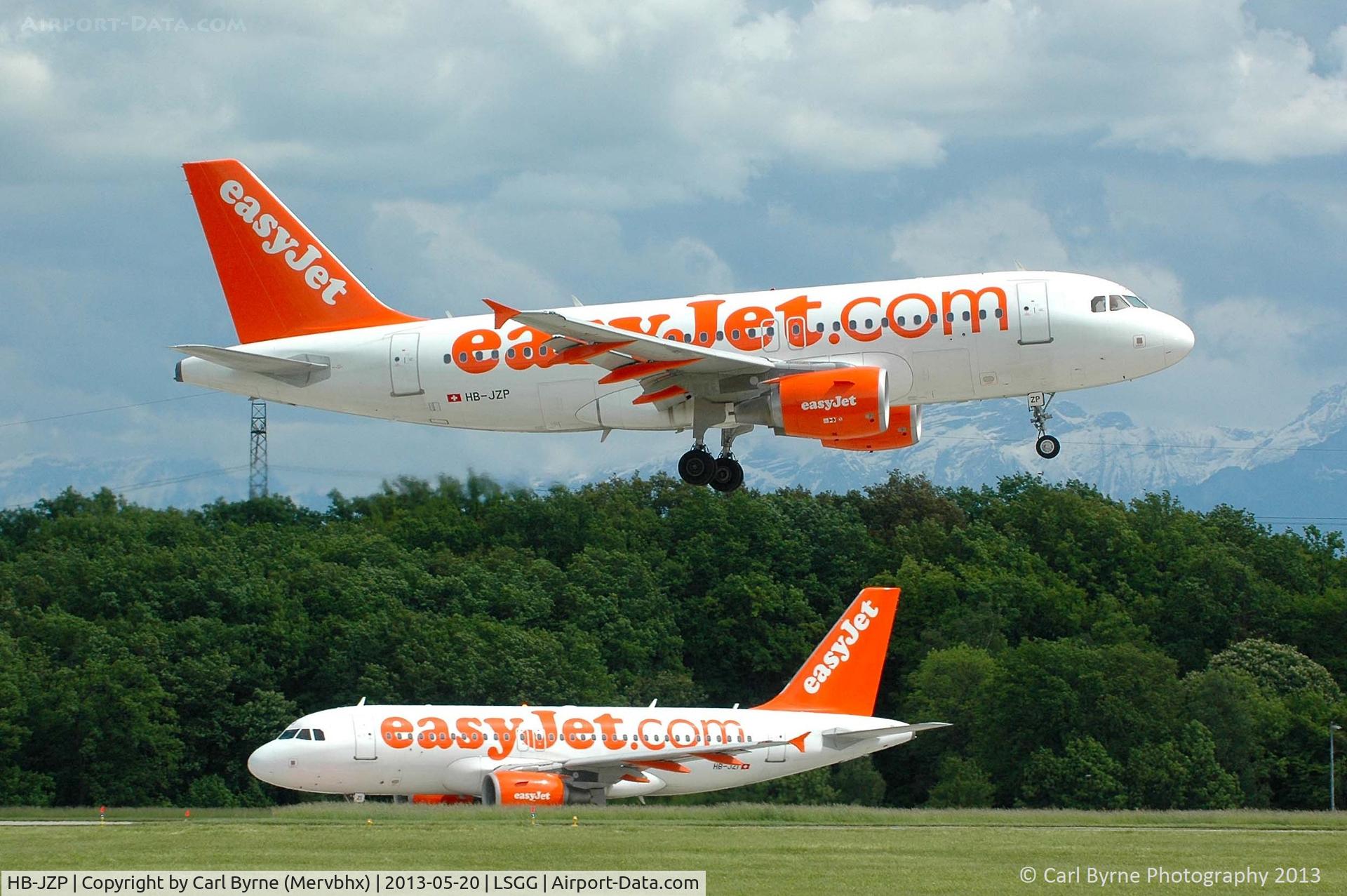 HB-JZP, 2005 Airbus A319-111 C/N 2427, Taken from the park at the 05 threshold.