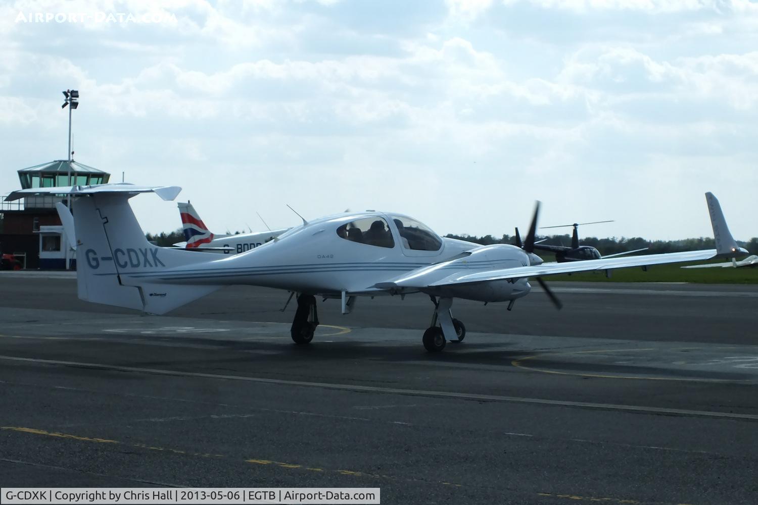 G-CDXK, 2006 Diamond DA-42 Twin Star C/N 42.136, Privately owned