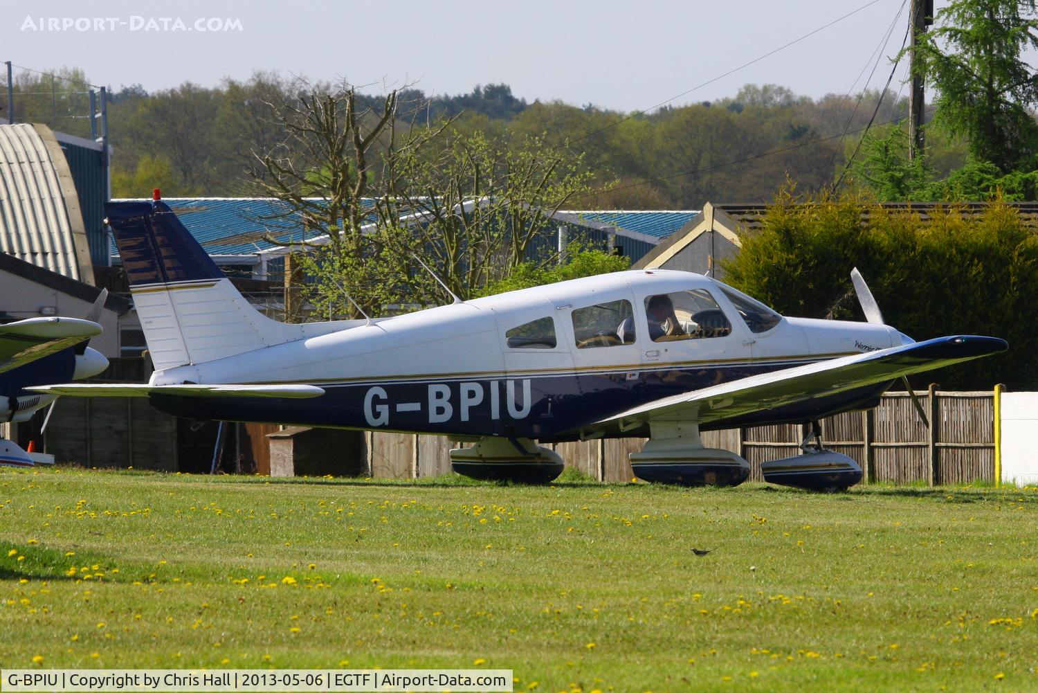G-BPIU, 1979 Piper PA-28-161 Cherokee Warrior II C/N 28-7916303, Fairoaks resident