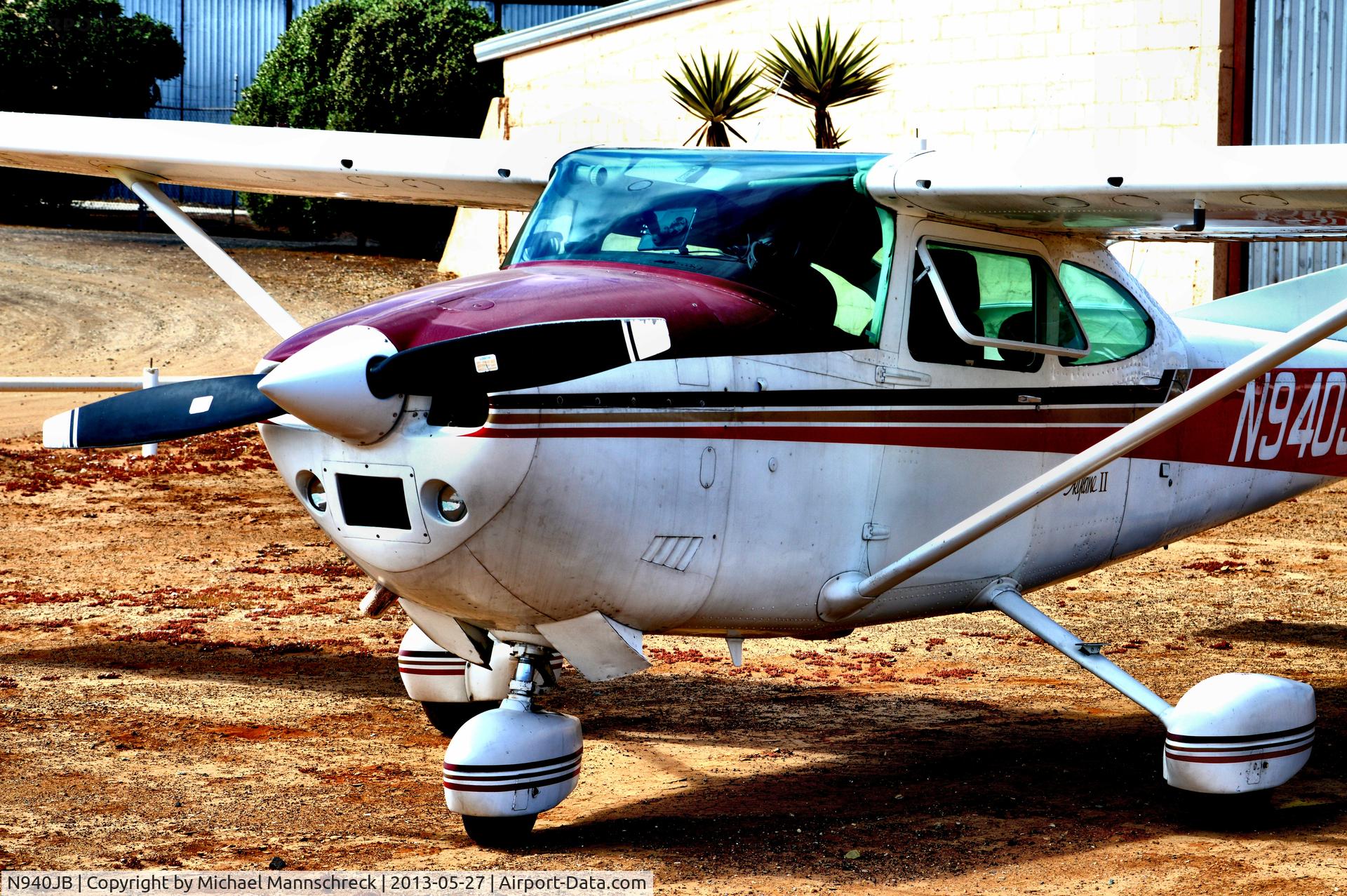 N940JB, 1975 Cessna 182P Skylane C/N 18264312, campo de lorenzo