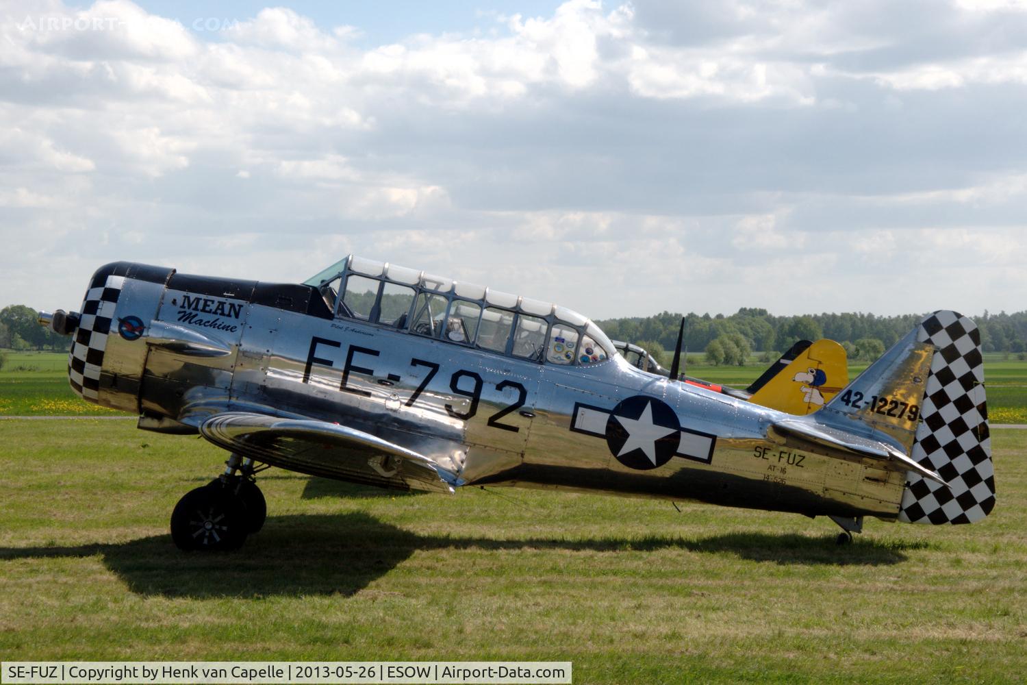SE-FUZ, 1943 Noorduyn AT-16 Harvard II C/N 14-526, Noorduyn AT-16 