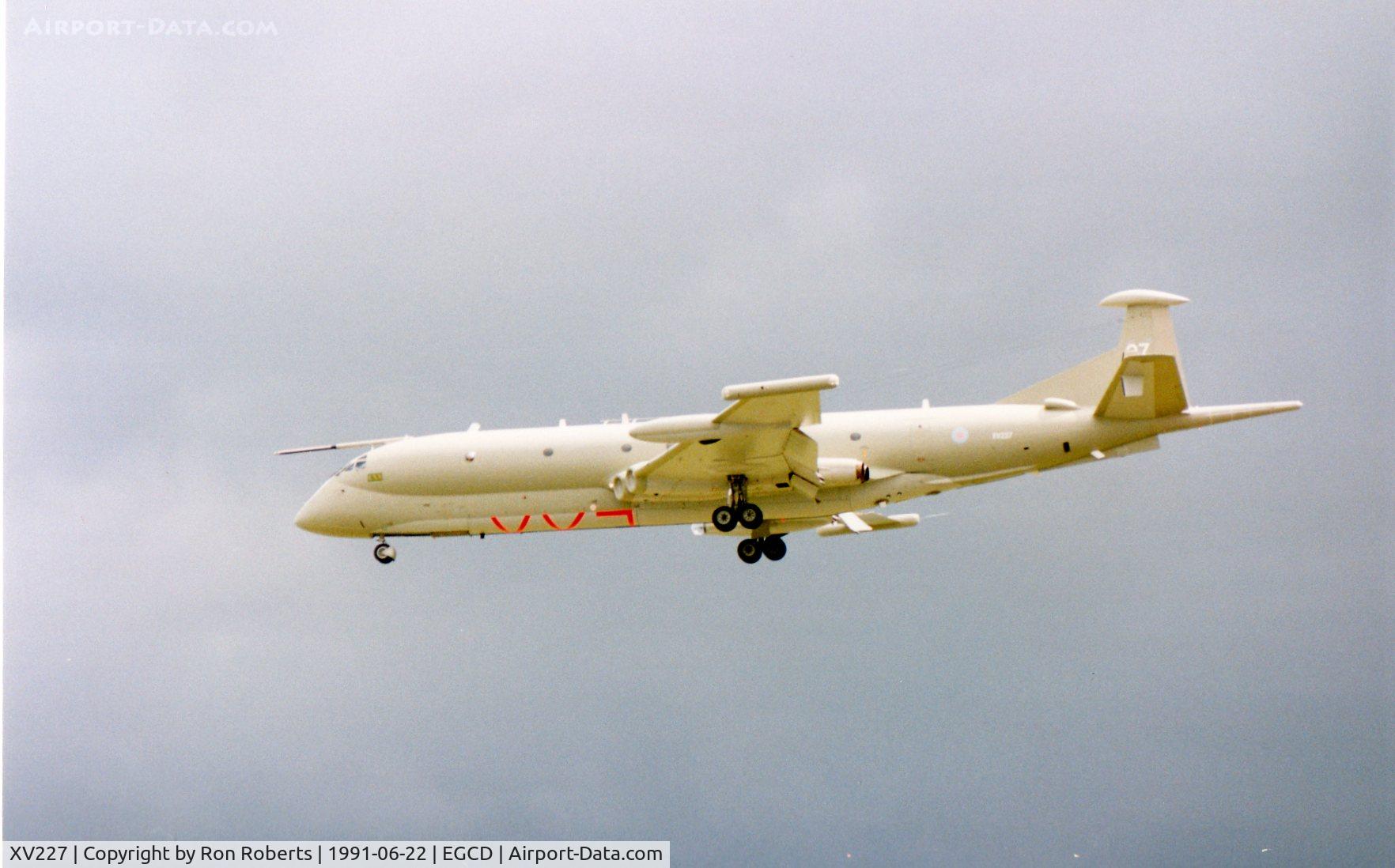 XV227, Hawker Siddeley Nimrod MR.2P C/N 8002, Woodford Airshow