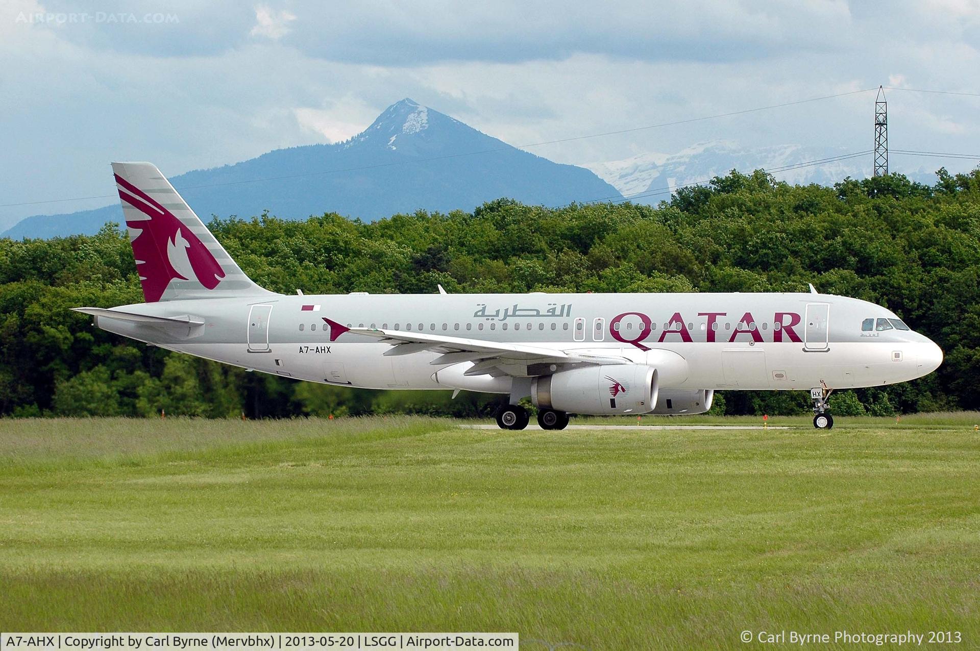 A7-AHX, 2012 Airbus A320-232 C/N 5361, Taken from the park at the 05 threshold.