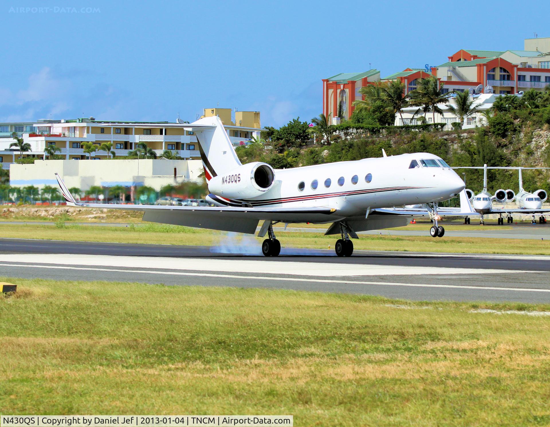 N430QS, 2005 Gulfstream Aerospace GIV-X (G450) C/N 4021, N430QS