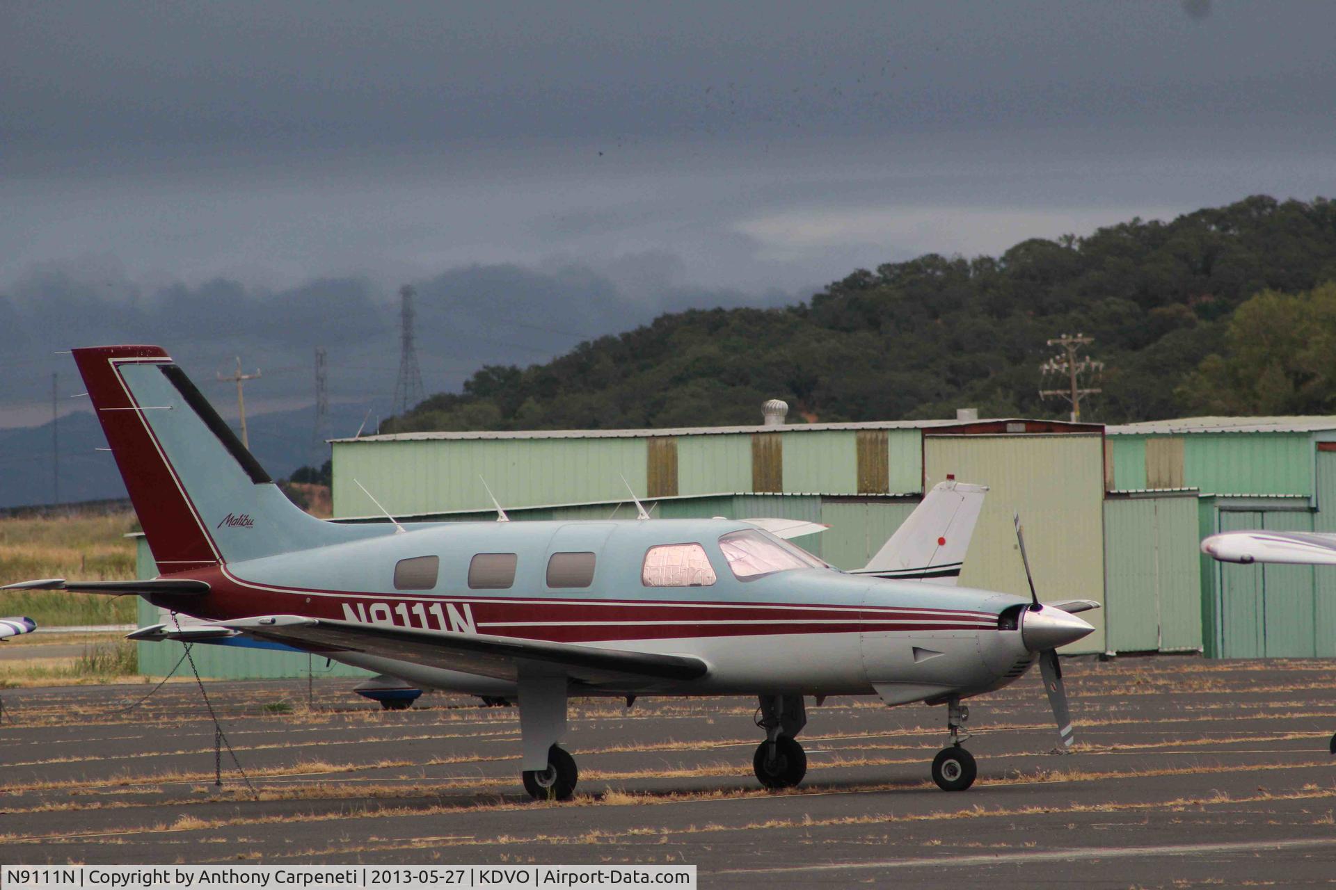 N9111N, 1986 Piper PA-46-310P Malibu C/N 4608038, Sitting at Gnoss Field in Novato, California