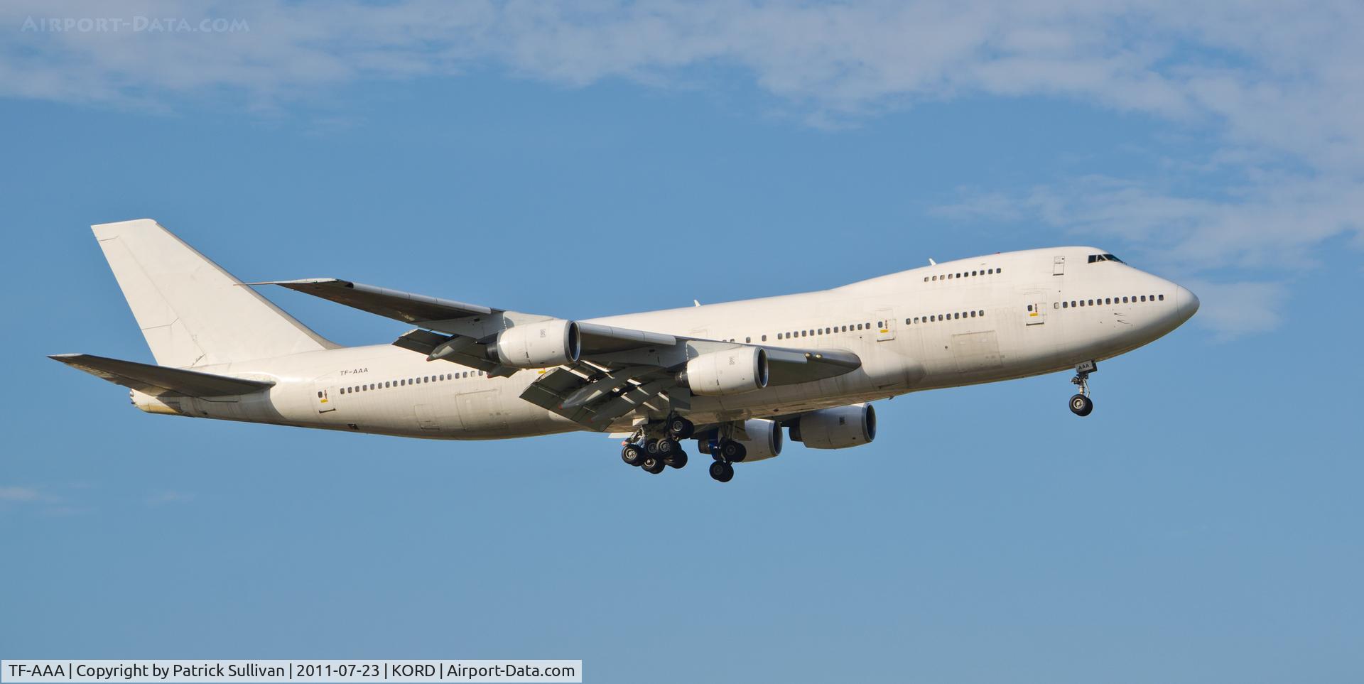 TF-AAA, 1981 Boeing 747-236B/SF C/N 22442, Landing KORD 14R
