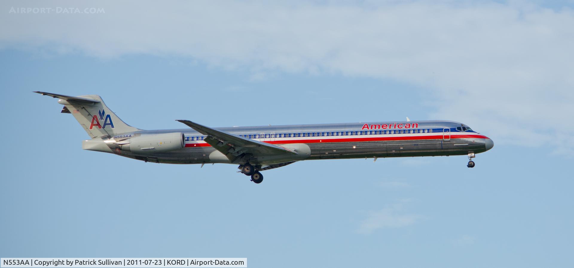 N553AA, 1991 McDonnell Douglas MD-82 (DC-9-82) C/N 53083, Landing Chicago O'Hare 14R