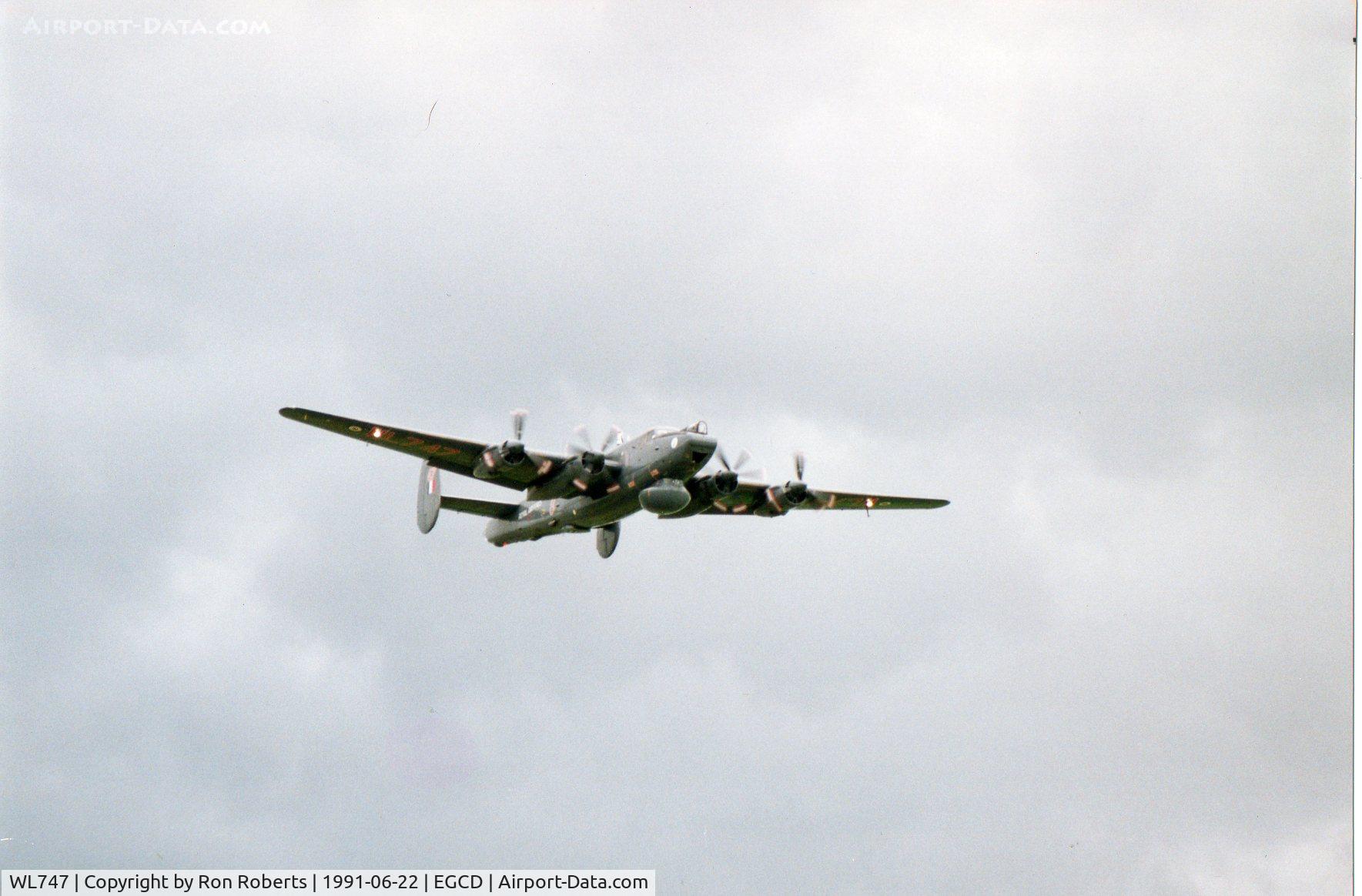 WL747, Avro 716 Shackleton AEW.2 C/N R3/696/239005, Woodford Airshow