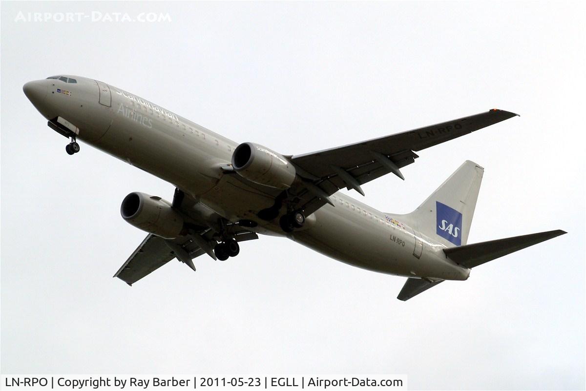 LN-RPO, 2000 Boeing 737-883 C/N 30467, Boeing 737-883 [30467] (SAS Scandinavian Airlines) Home~G 23/05/2011