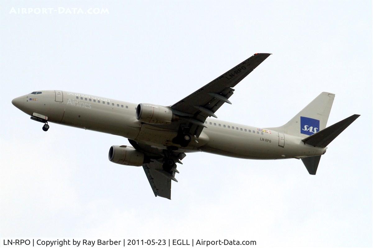 LN-RPO, 2000 Boeing 737-883 C/N 30467, Boeing 737-883 [30467] (SAS Scandinavian Airlines) Home~G 23/05/2011